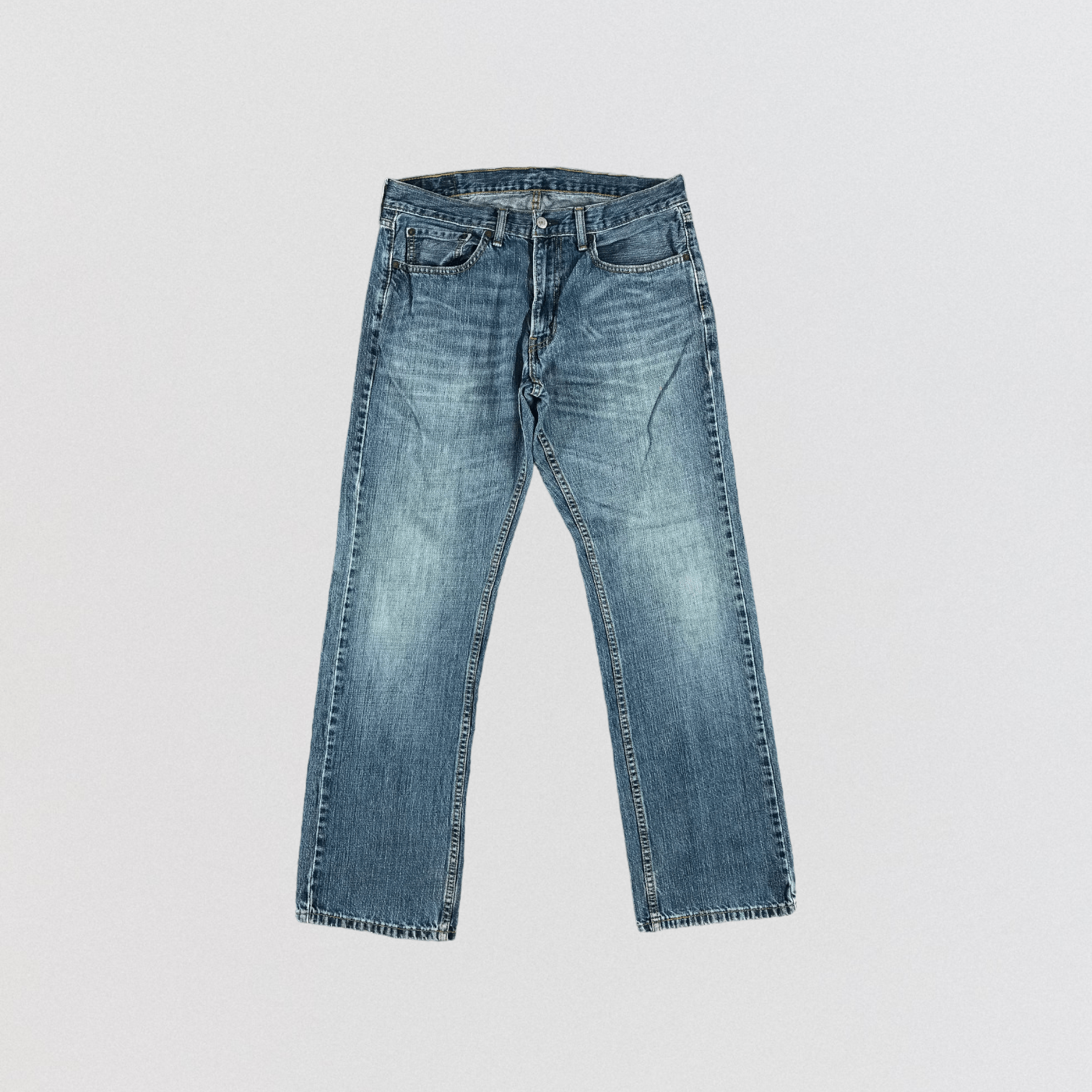 Levi's × Vintage Vintage Blue Wash Levis 559 Jeans-JM3158 Size US 34 / EU 50 - 1 Thumbnail