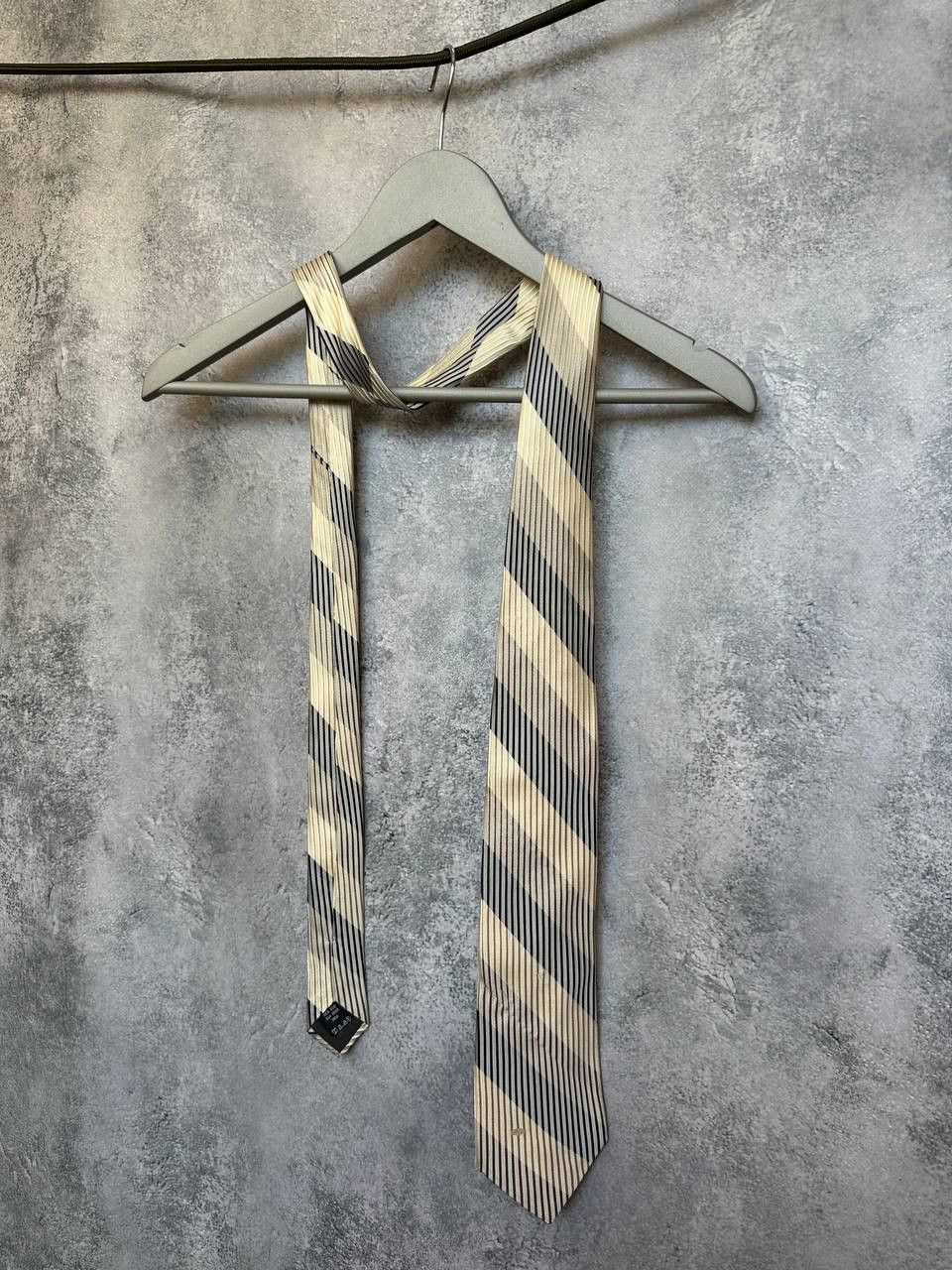 Valentino Valentino Vintage Silk Tie Striped Made in Italy 100% Silk Size ONE SIZE - 1 Thumbnail