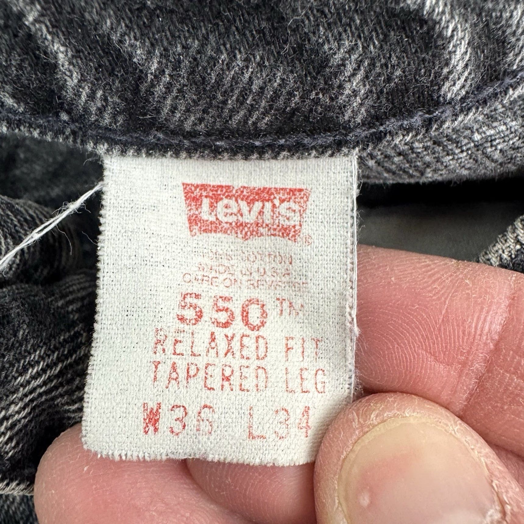 Levi's VINTAGE Levi's 550 Jeans Adult 36x34 Relaxed Tapered Leg Made In USA Pants Black Denim Cotton Jeans 90s USA Mens Size US 36 / EU 52 - 5 Thumbnail