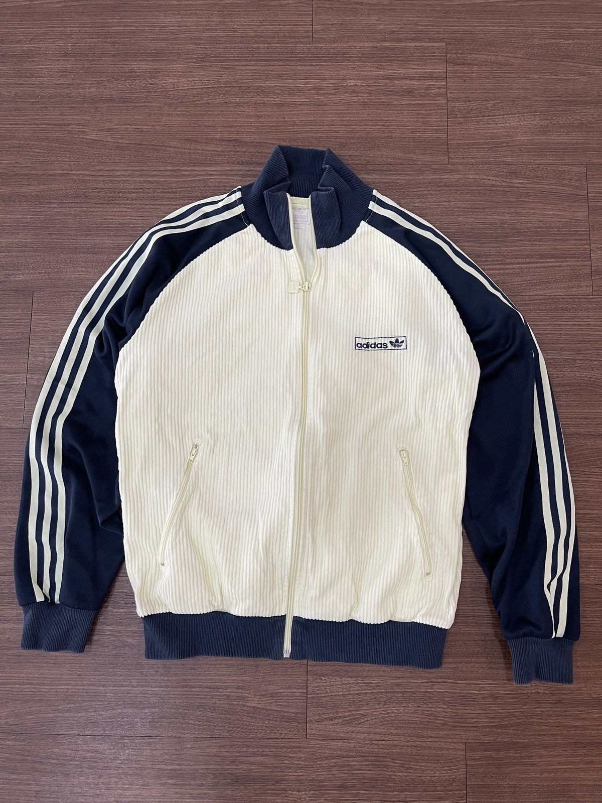 Adidas Very rare Vintage Adidas Seasonal Corduroy Track Jacket Size US L / EU 52-54 / 3 - 1 Thumbnail