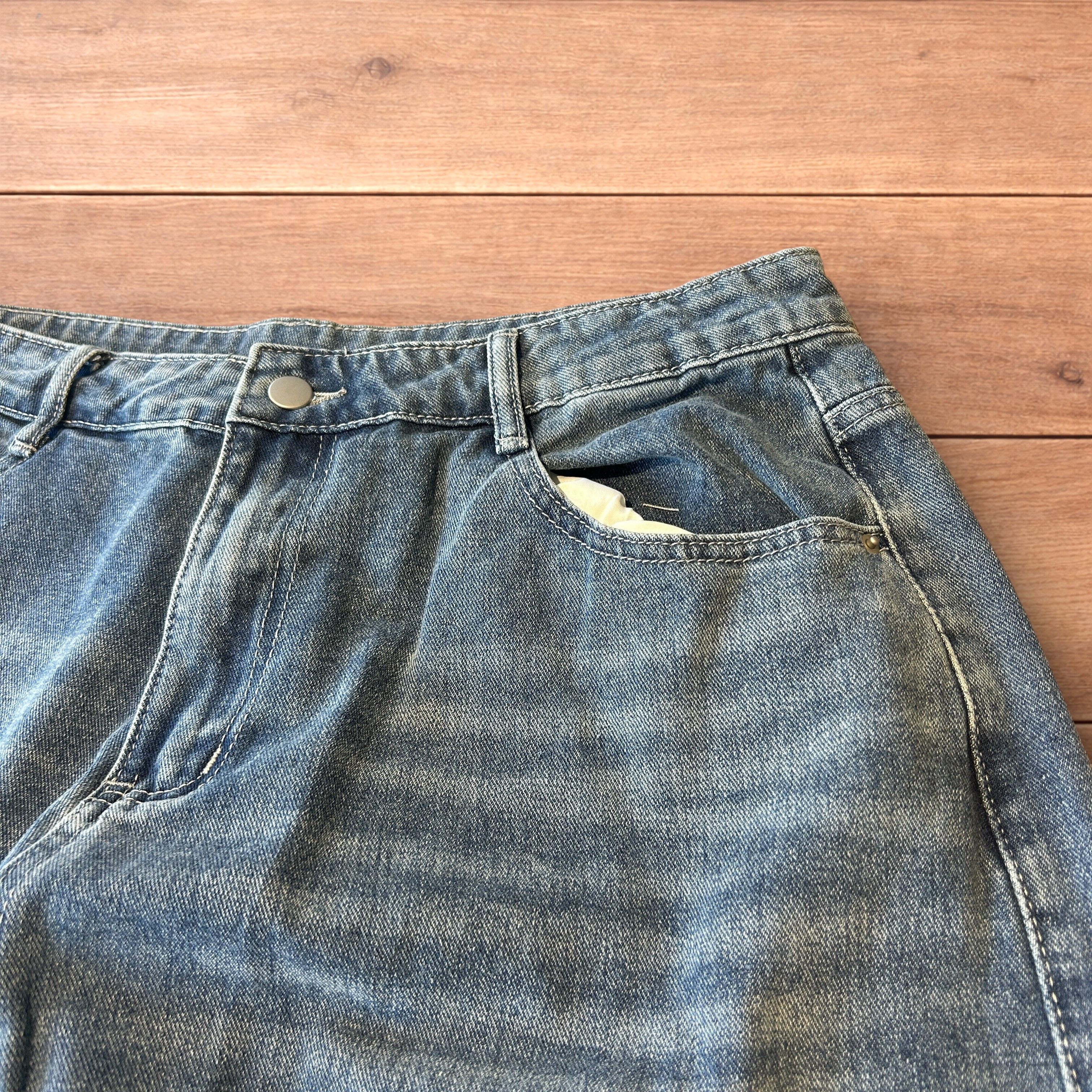 Japanese Brand Vintage skater style baggy wide jeans with fade in mid blue. Size US 36 / EU 52 - 3 Thumbnail