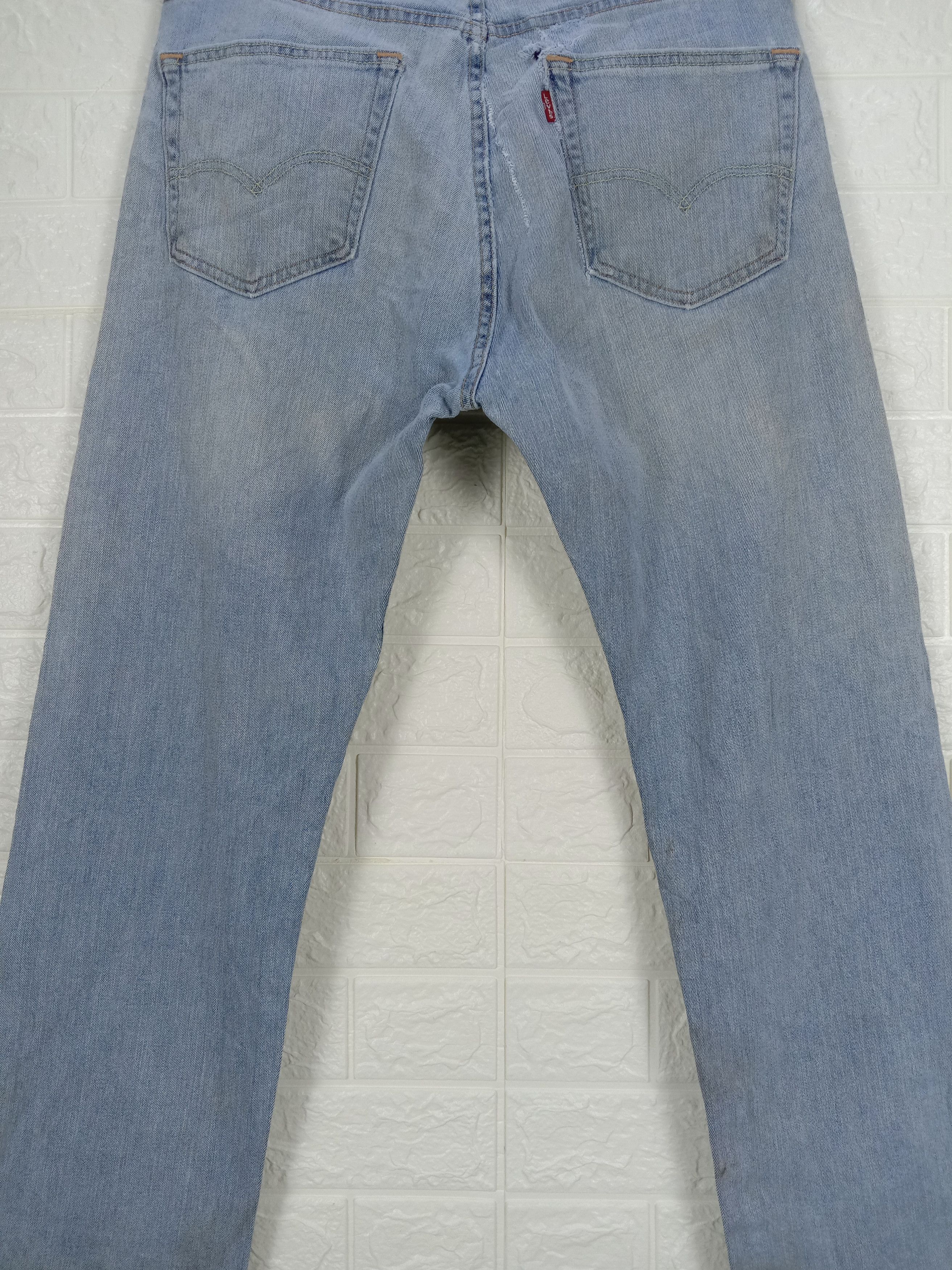 Levi's Vintage Levi's 505 Jeans Light Wash Denim Size US 33 - 7 Thumbnail