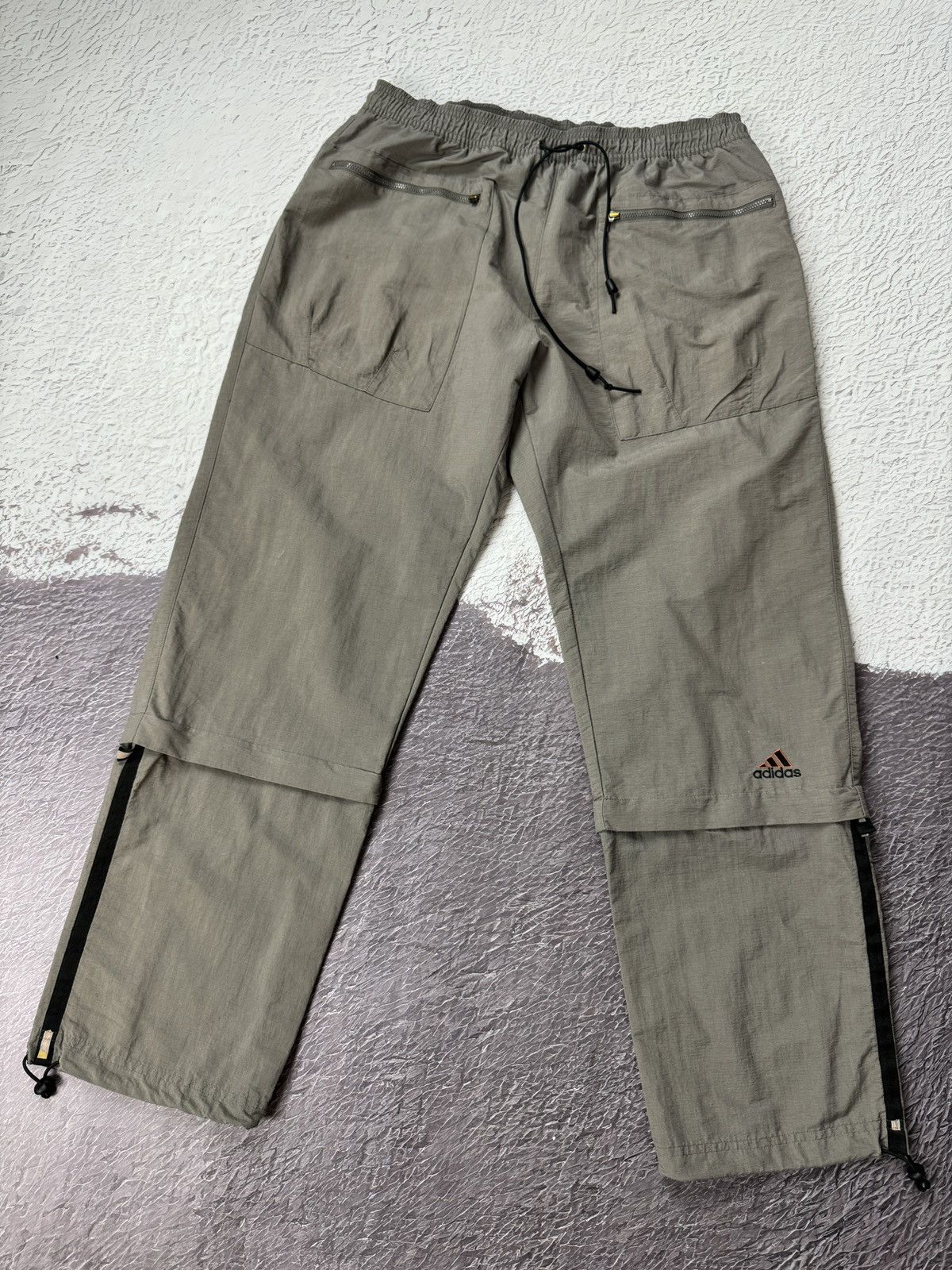 Adidas Adidas vntg y2k outdoor hiking 2 in 1 tightened track pants Size US 34 / EU 50 - 1 Thumbnail