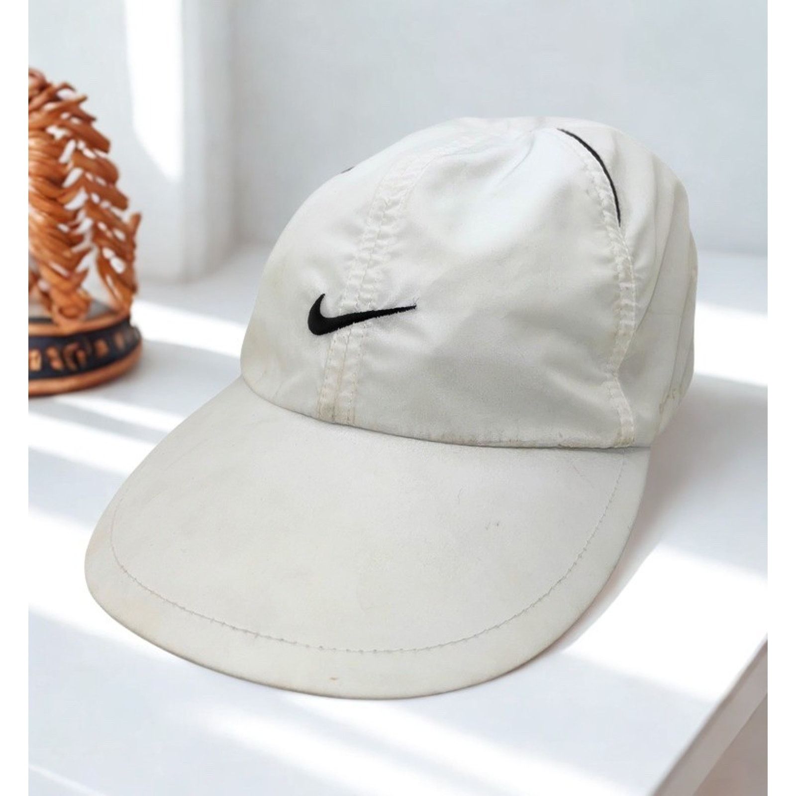 Nike × Supreme Supreme Nike Boucle Running Hat White | Grailed