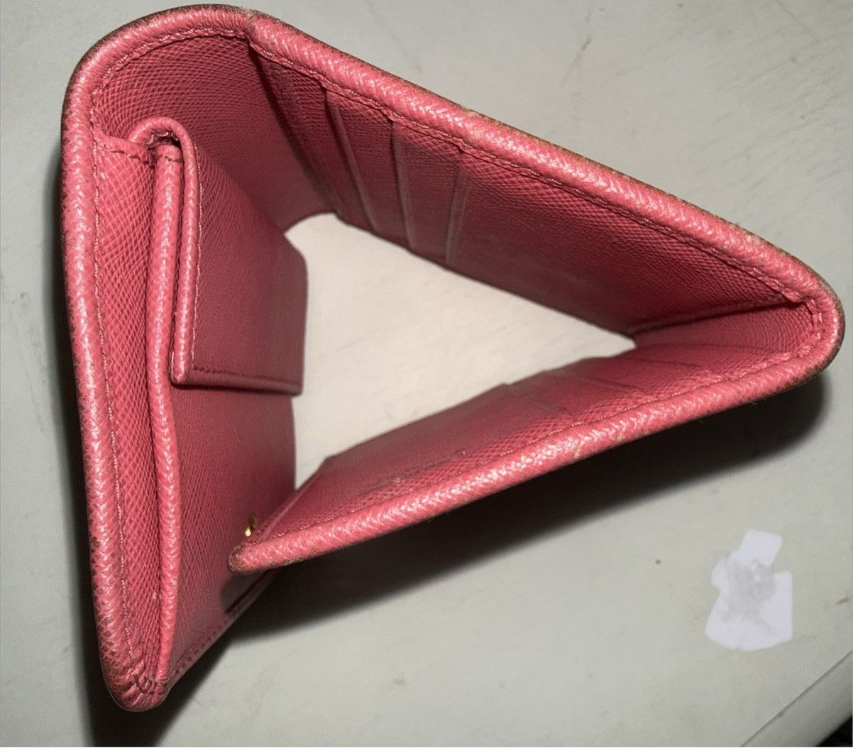 Prada Prada Pink Saffiano tri-fold leather wallet w/ Gold Badge! Size ONE SIZE - 19 Thumbnail