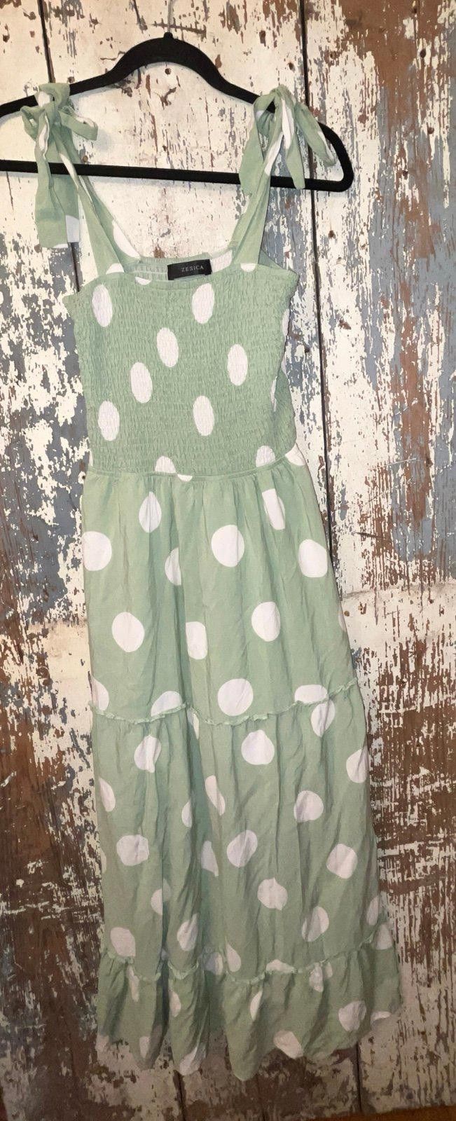 Designer Zesica green and white polka dot maxi dress, size small Size S / US 4 / IT 40 - 1 Thumbnail