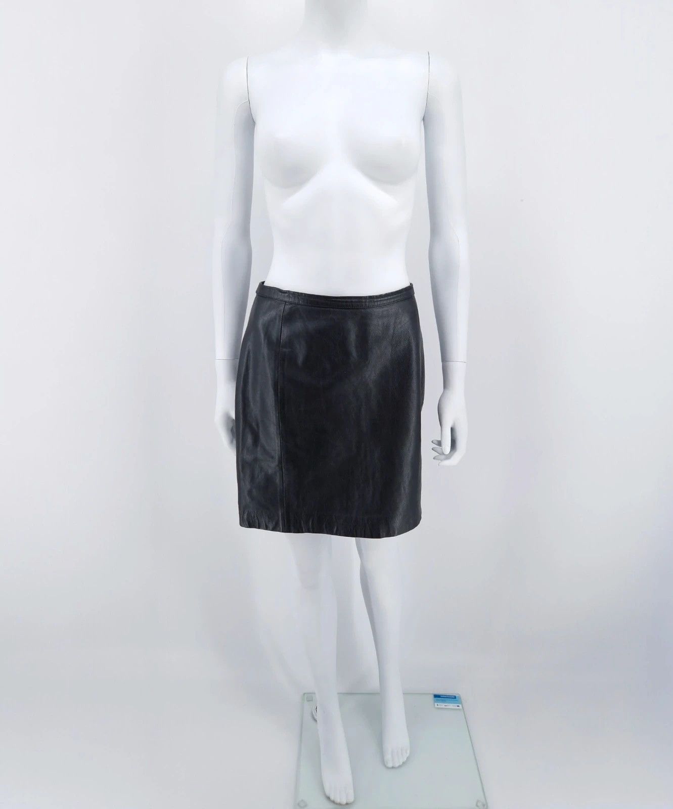 Gucci Gucci by Tom Ford 1997 Leather Mini Skirt Size 30" / US 8 / IT 44 - 1 Thumbnail