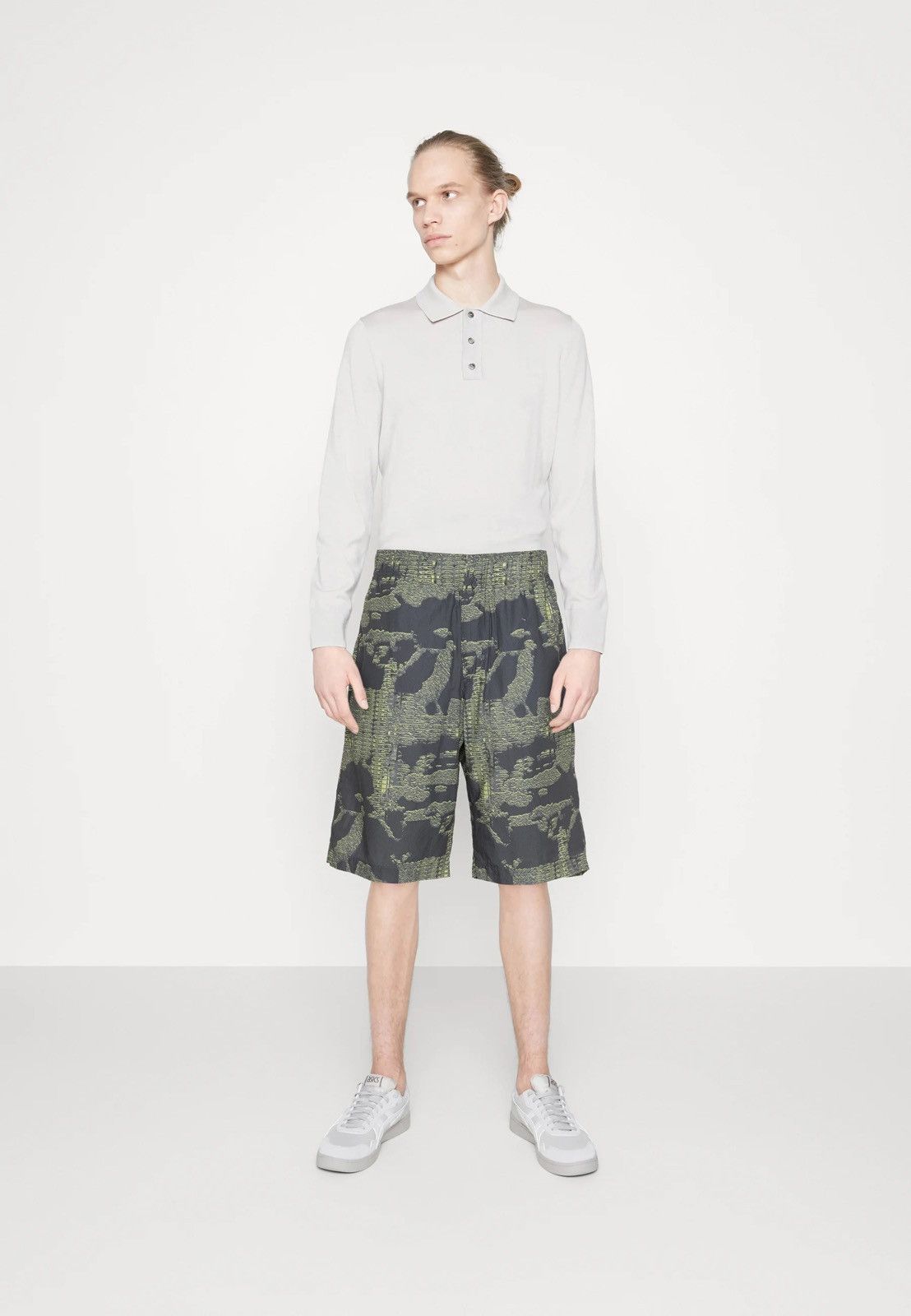 Diesel !DS! SS23 Diesel P-Ferg Camo Track Shorts Size US 32 / EU 48 - 2 Thumbnail