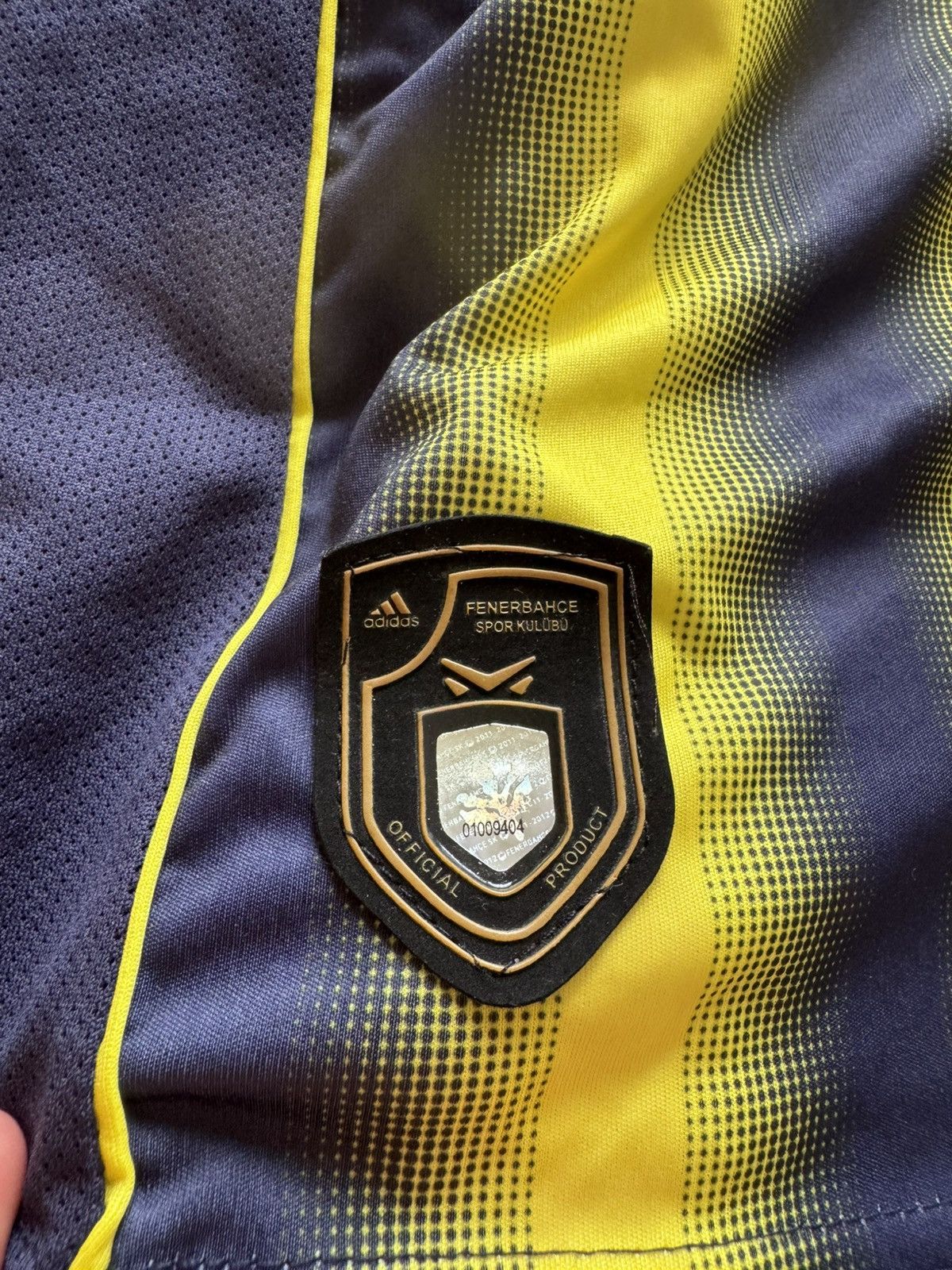 Vintage ADIDAS FENERBAHCE ISTANBUL RARE VINTAGE FOOTBALL JERSEY Size US L / EU 52-54 / 3 - 4 Thumbnail