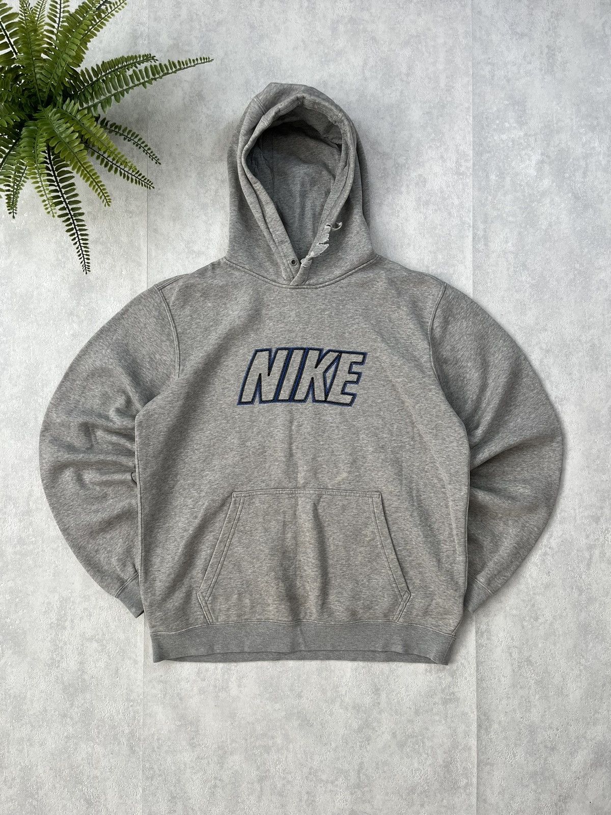 Nike × Vintage 00s Nike Spellout Embroidered Logo Vintage Y2K Hoodie Size US M / EU 48-50 / 2 - 1 Thumbnail