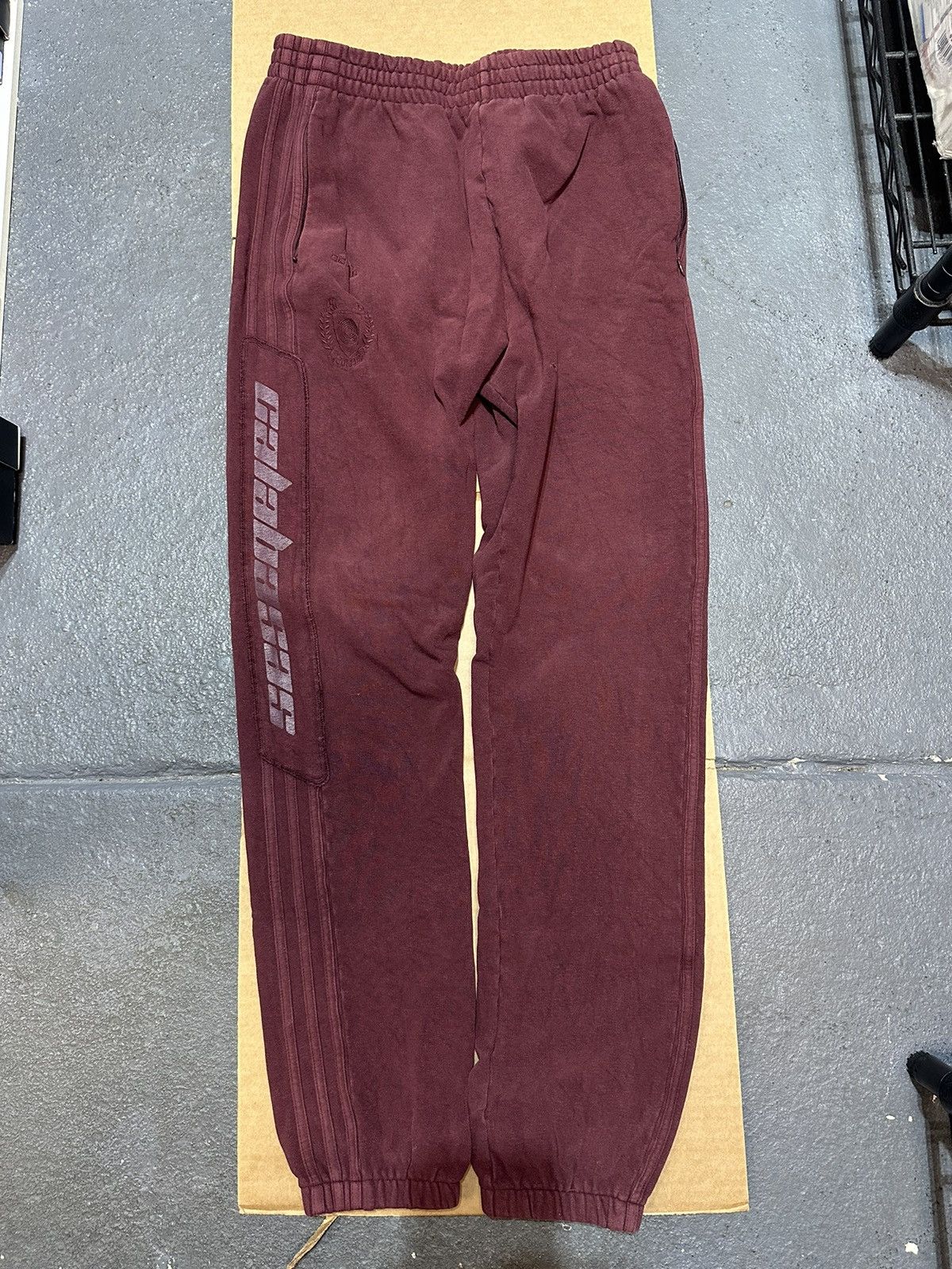 Adidas Yeezy Season 5 Calabasas Oxblood Sweatpants Burgundy Maroon Size US 29 - 1 Thumbnail
