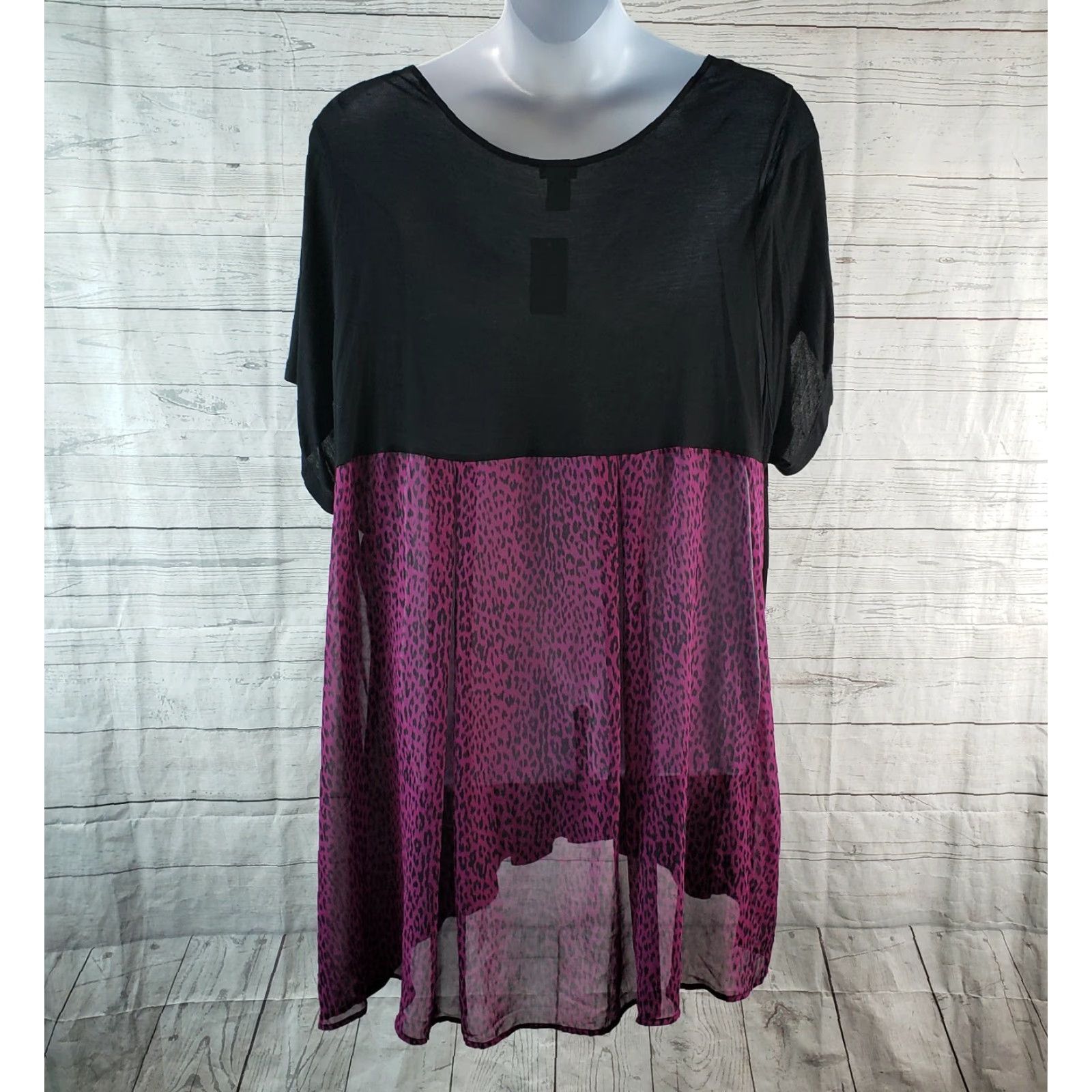 Torrid Torrid Blouse Shirt Womens 5X Plus Black Purple Animal Print Short Sleeve Sheer Scoop Neck Pullover Casual Fashion Womens Size XXL / US 16-18 / IT 52-54 - 4 Thumbnail