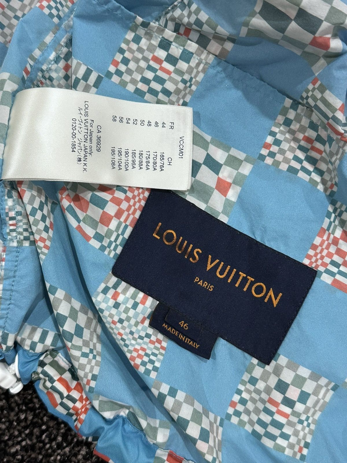 Louis Vuitton Louis Vuitton Distorted Damier Blue Nylon Windbreaker Jacket Size US S / EU 44-46 / 1 - 16 Thumbnail