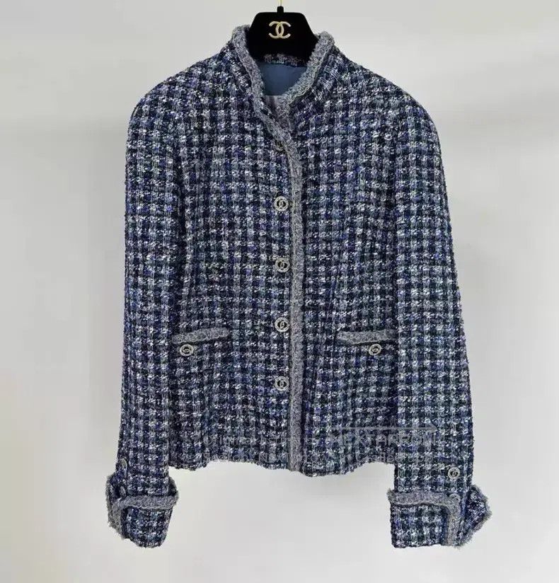 Chanel Chanel 20P early spring blue woven stand-up collar diamond Size XXS / US 00 / IT 34 - 1 Thumbnail
