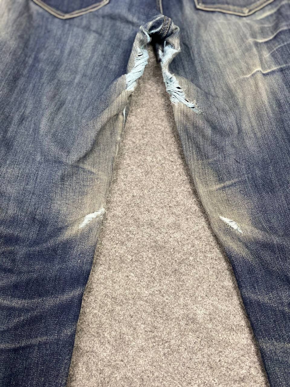 Japanese Brand uniqlo regular fit bootcut high rise distressed denim Size US 31 - 6 Thumbnail
