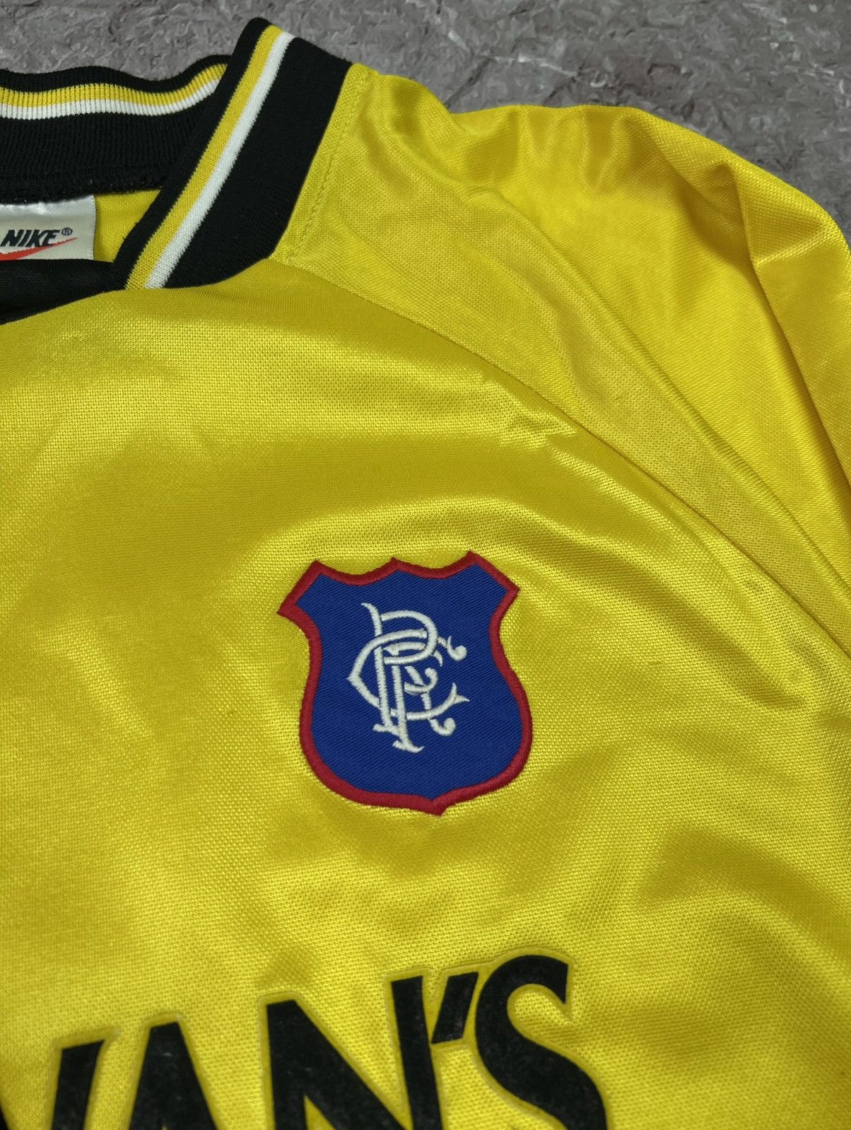 Nike Rangers Goalkeeper football shirt 1997 Soccer Nike Jersey Size US M / EU 48-50 / 2 - 9 Thumbnail