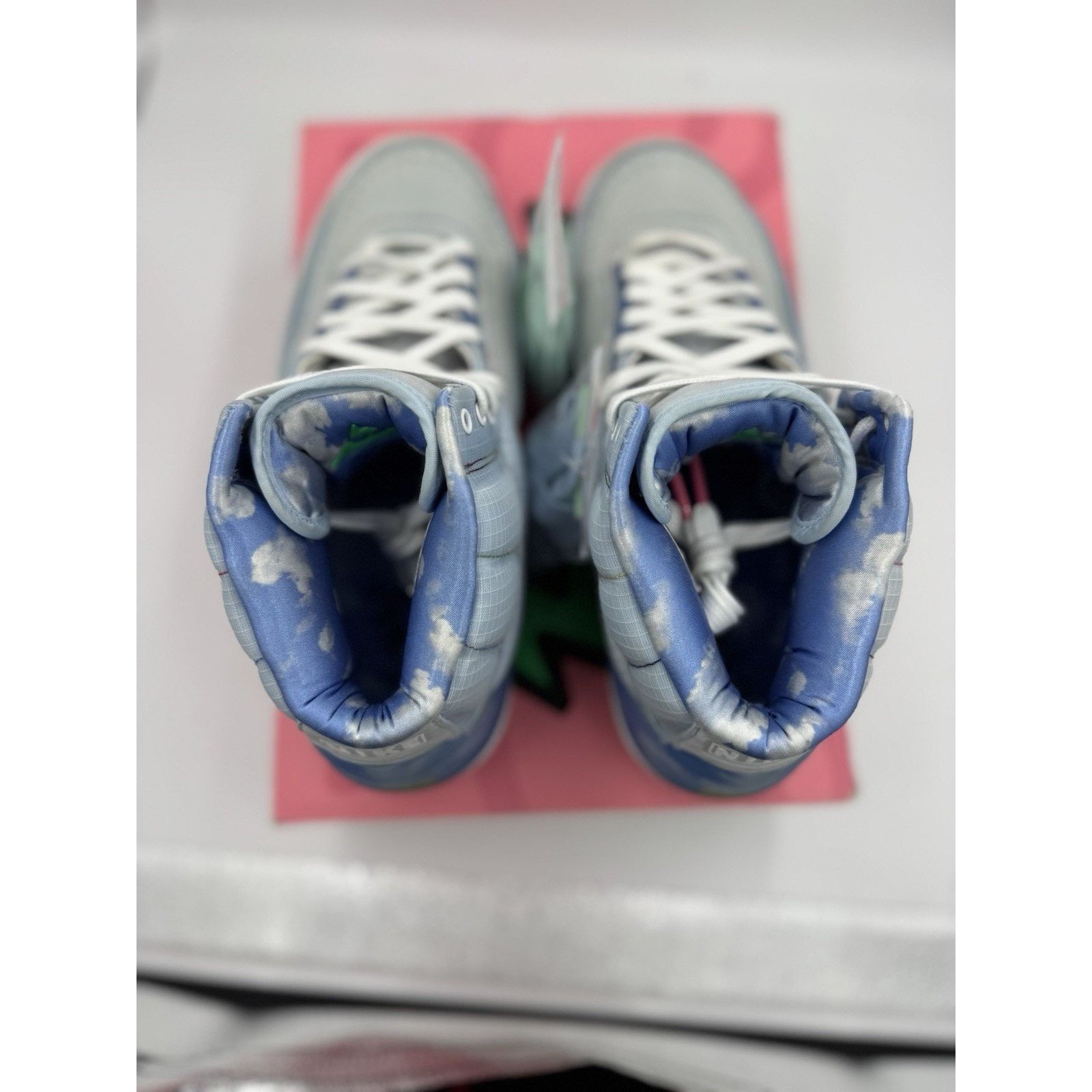 Jordan Brand NIKE Air Jordan 2 Retro SP J Balvin Celestine Blue Size 10 Size US 9 / EU 42 - 3 Thumbnail