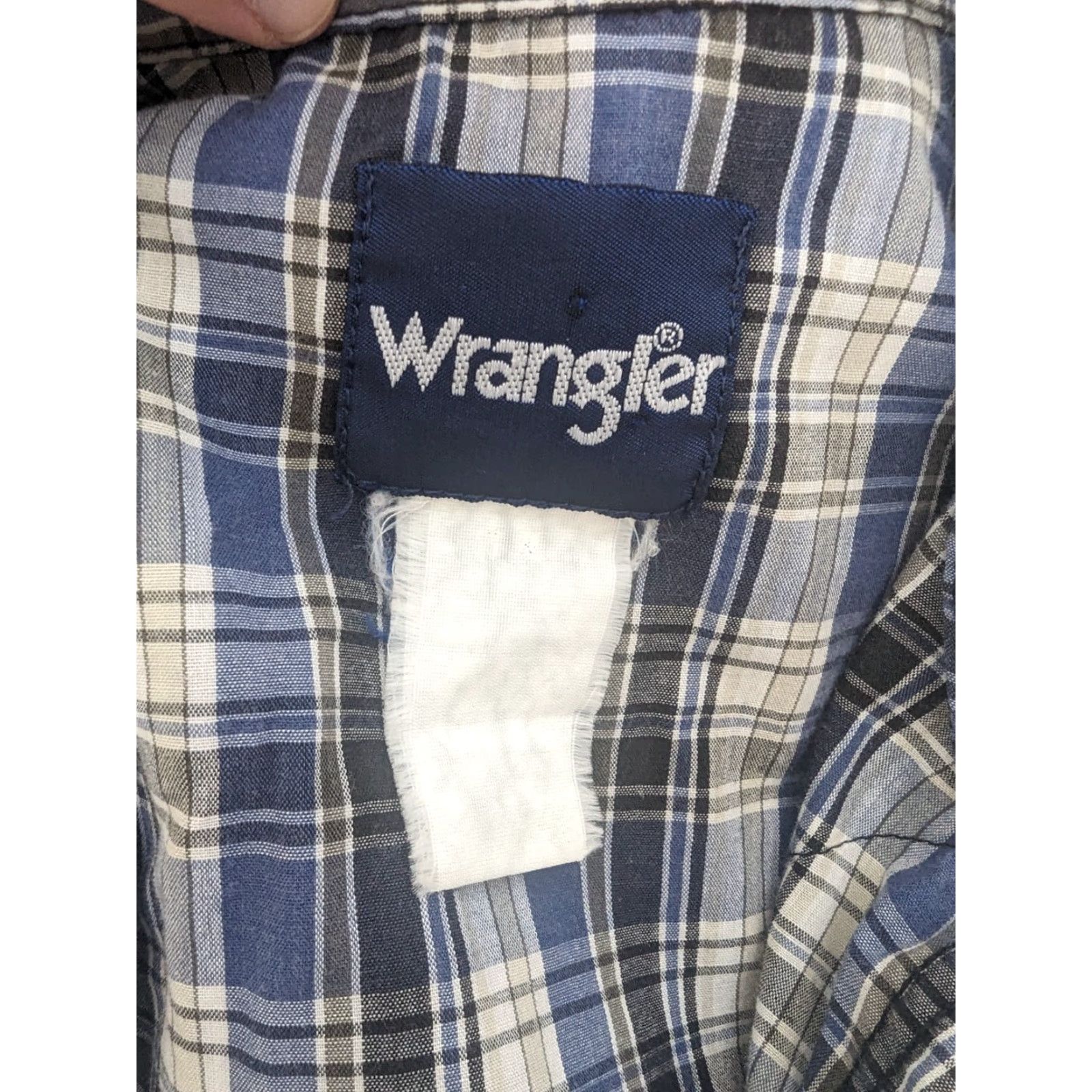 Wrangler VINTAGE Wrangler Pearl Snap Shirt Mens Large Blue Plaid Long Sleeve Button Up L6M Size US L / EU 52-54 / 3 - 3 Thumbnail