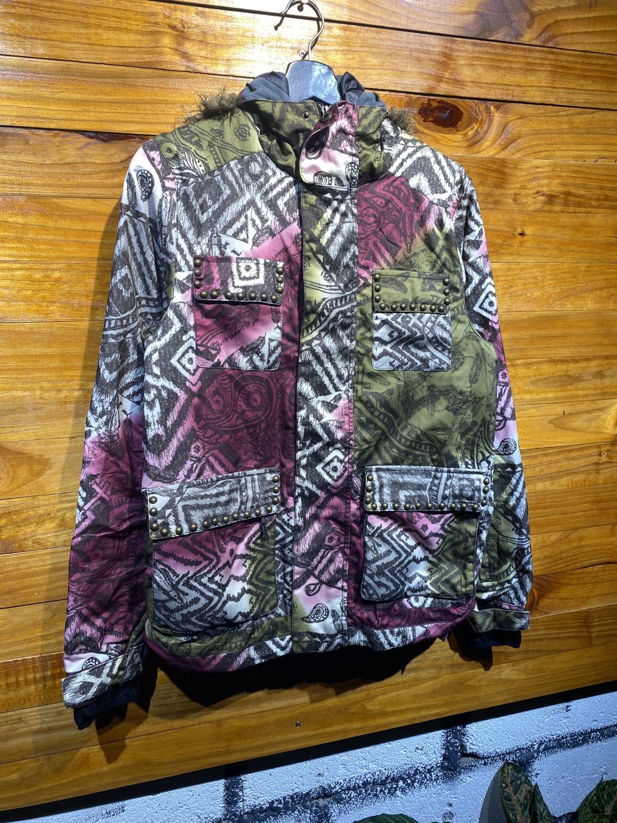 Bonfire Vintage Bonfire Drylevel 2 Snowboard Jacket – 90s Outerwear Size US S / EU 44-46 / 1 - 3 Thumbnail