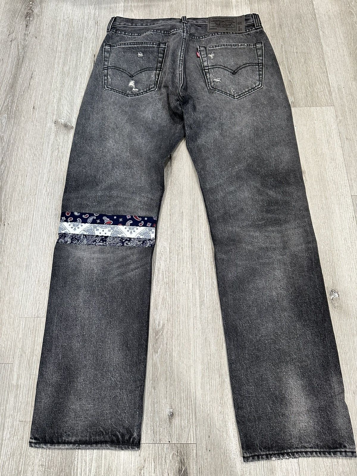 CLOT × Levi's CLOT X Levi’s 501 UNIONRAIL BLACK DENIM SIZE 32 Size US 32 / EU 48 - 5 Thumbnail