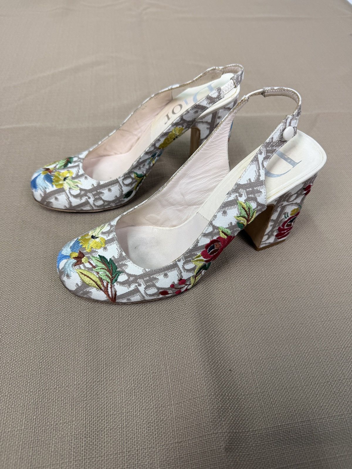 Dior Christian Dior Vintage Floral Logo High Heeled Shoes Size US 5.5 / IT 35.5 - 1 Thumbnail