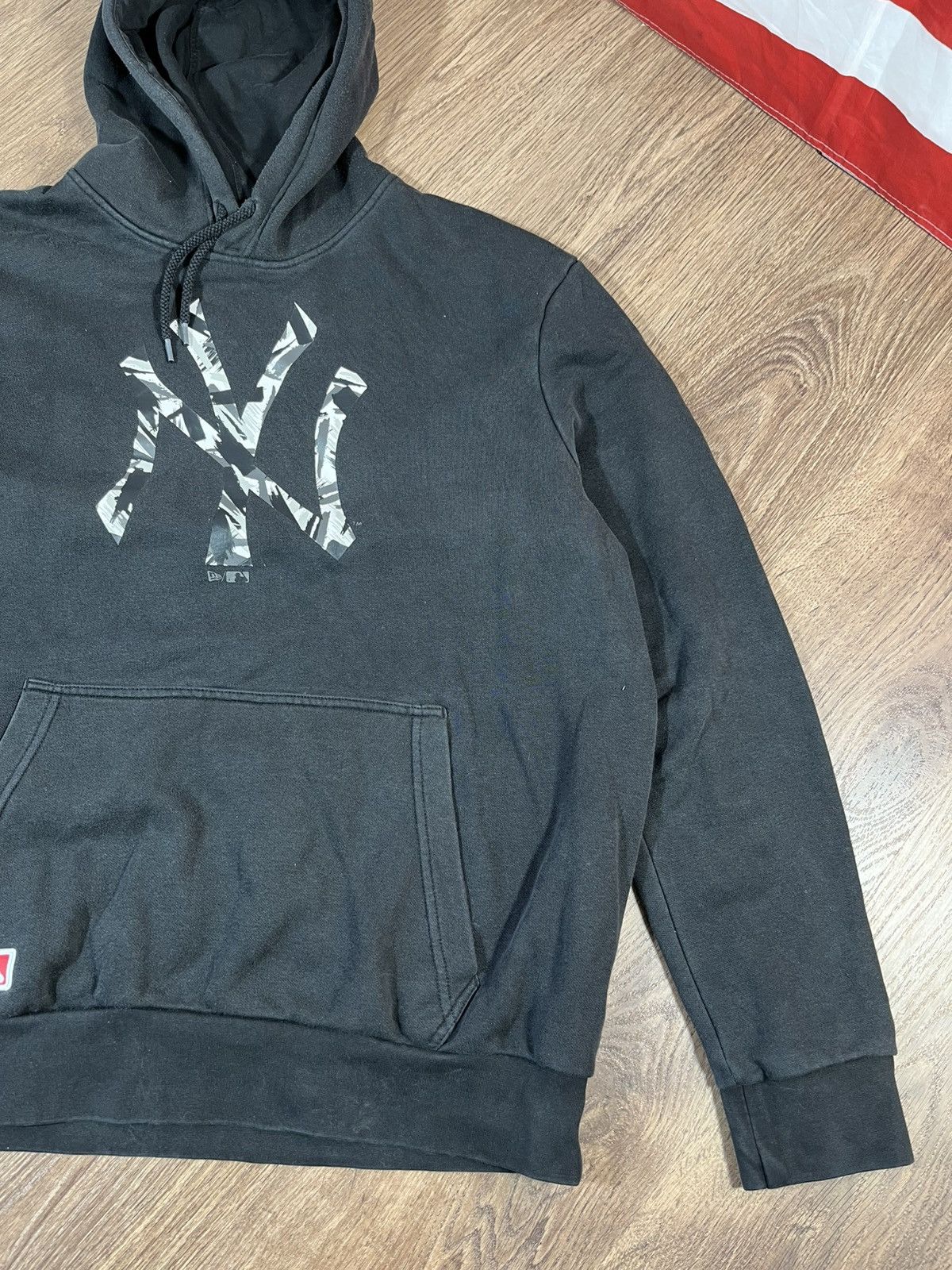 New Era × New York Yankees New York Yankees Hoodie New Era Size US XXL / EU 58 / 5 - 3 Thumbnail