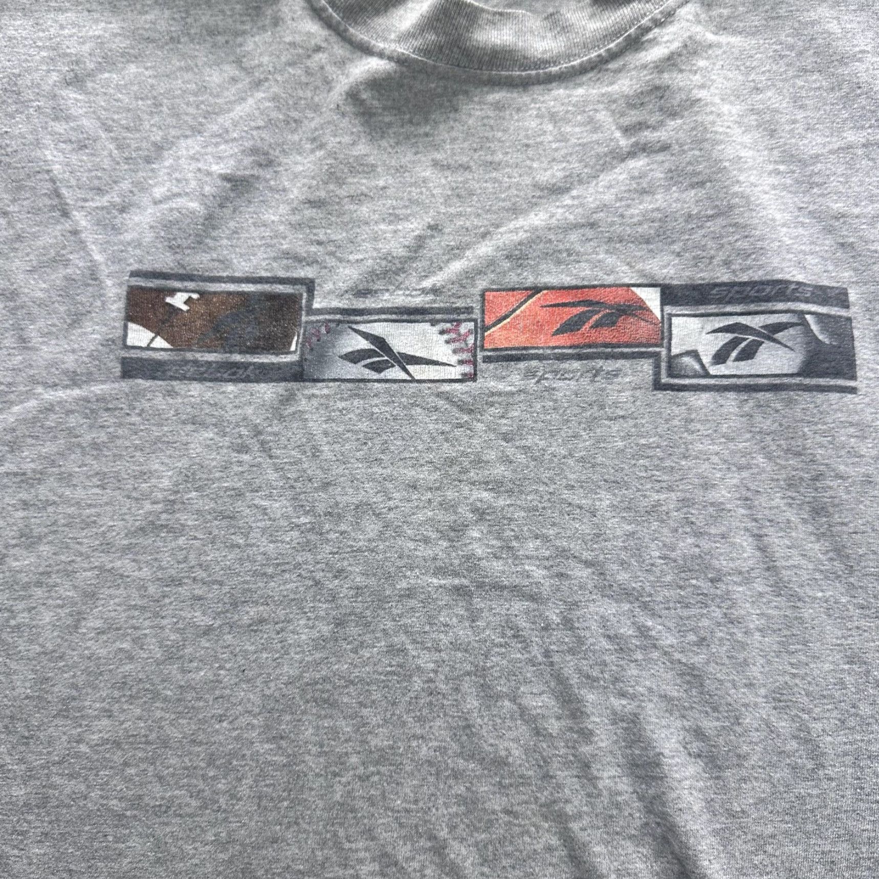 Reebok Reebok Shirt Mens XL Gray Vector Logo Graphic Tee Sports Training Casual Size US XL / EU 56 / 4 - 3 Thumbnail
