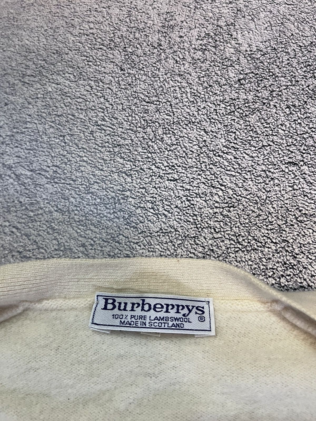Burberry Burberrys Lambswool Cardigan Vintage Size 40 Logo Buttons Size S / US 4 / IT 40 - 11 Thumbnail