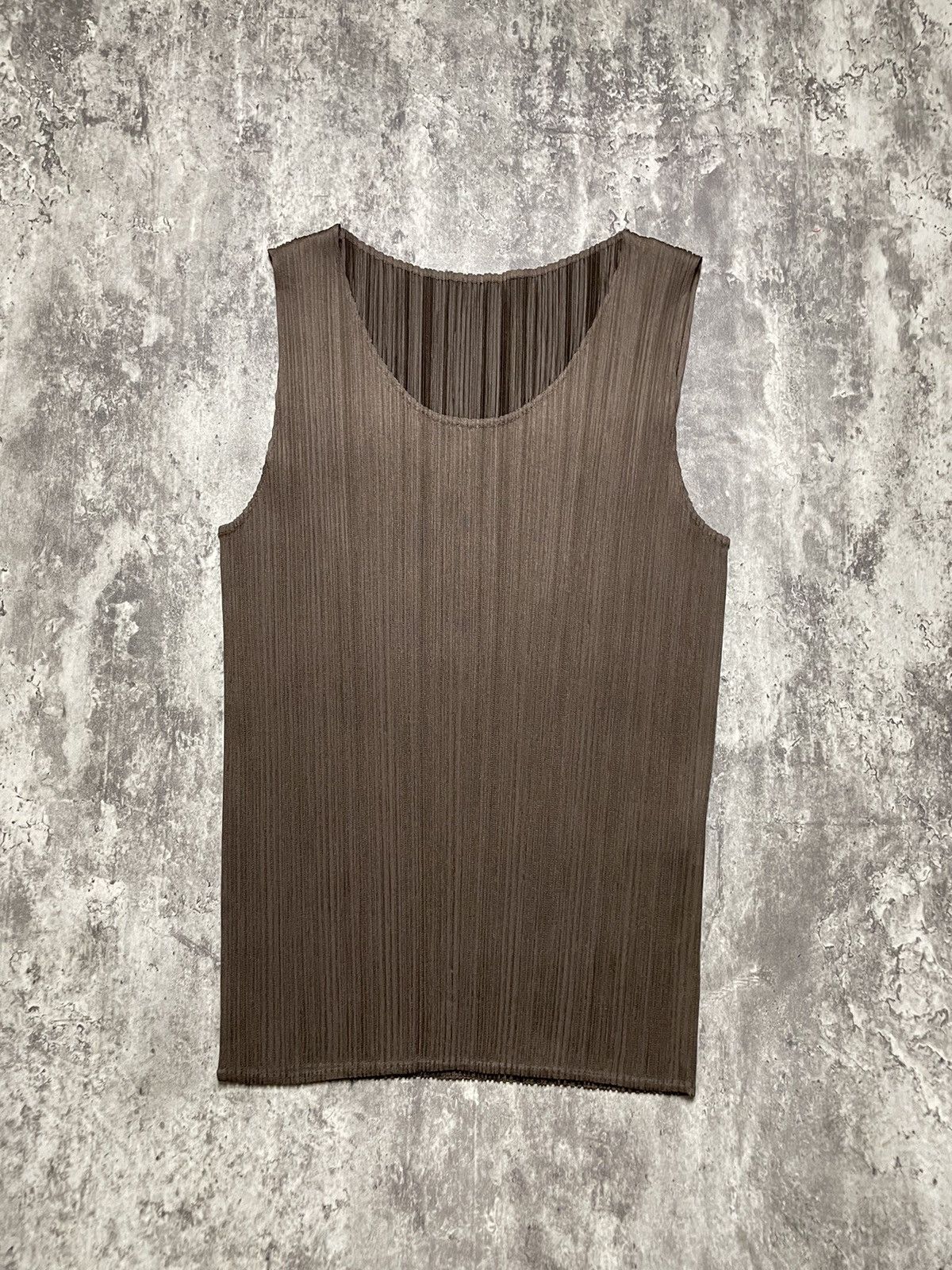 Pleats Please Issey Miyake Issey Miyake Pleats Please Sleeveless Cut And Sew Size M / US 6-8 / IT 42-44 - 1 Thumbnail