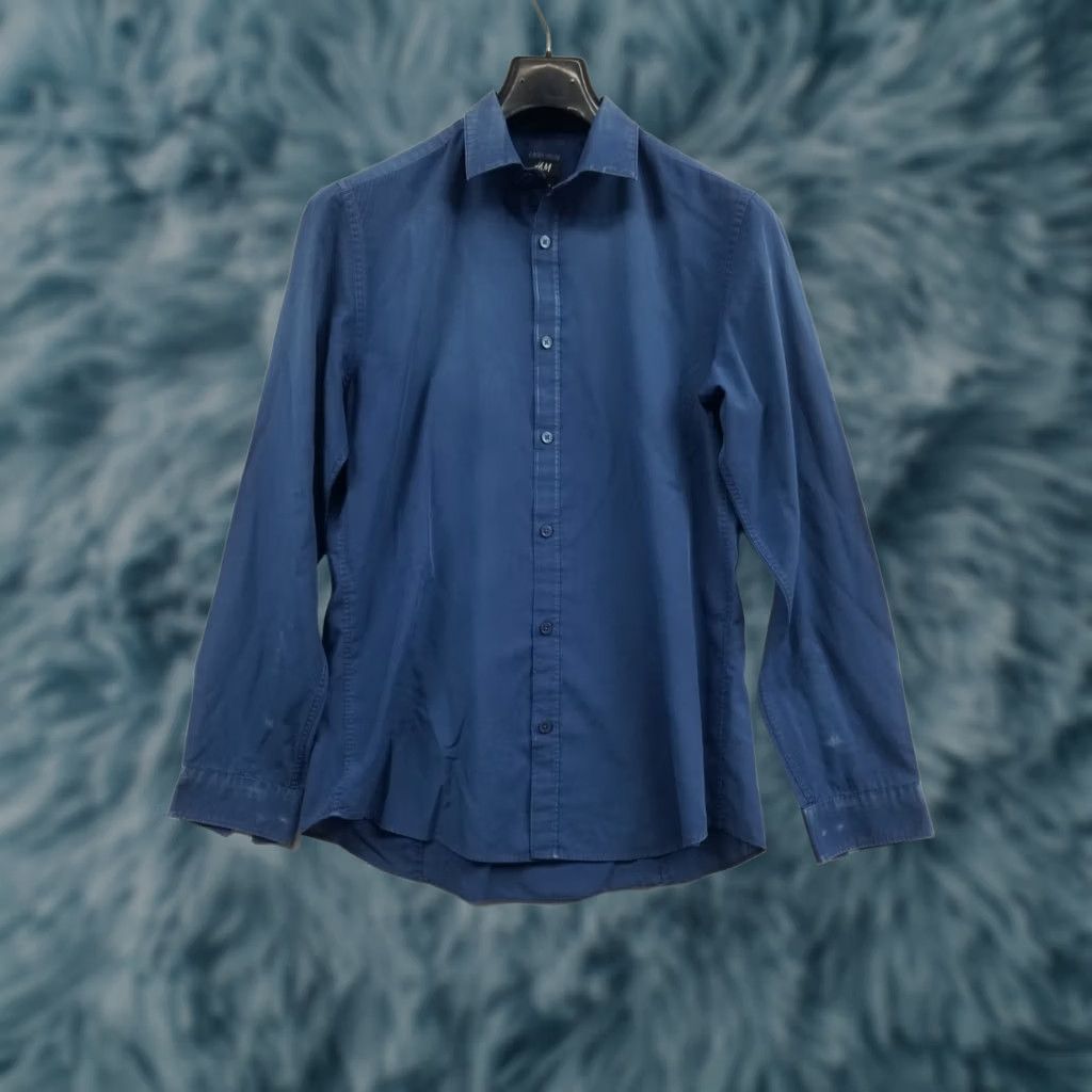 H&M H&M Easy Iron Mens Button-Down Blue Shirt Size M Regular Collared Cotton Blend Long Sleeve Button-Up Classic Size US M / EU 48-50 / 2 - 1 Thumbnail