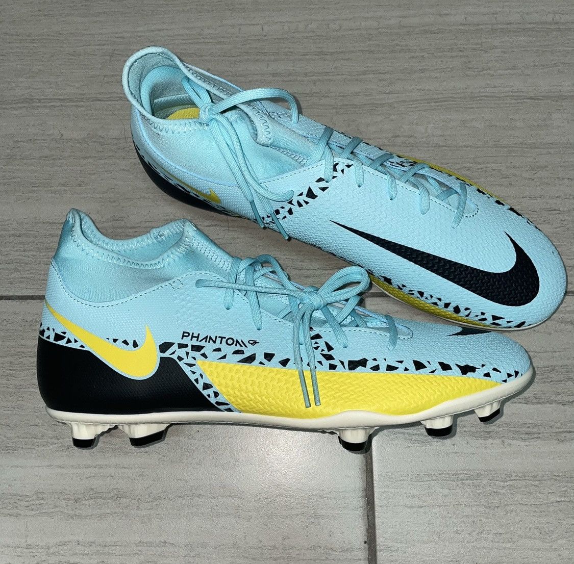 Nike Nike Phantom Cleats BRAND NEW Size US 10 / EU 43 - 2 Thumbnail