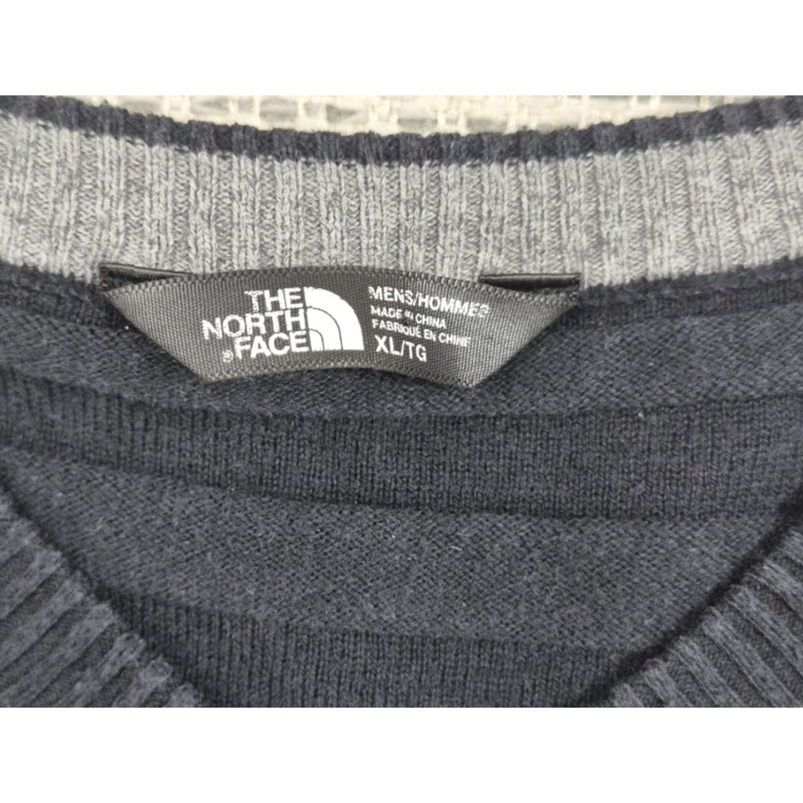 The North Face The North Face Sweater Mens XL Black V-Neck Knit Pullover Size US XL / EU 56 / 4 - 7 Thumbnail
