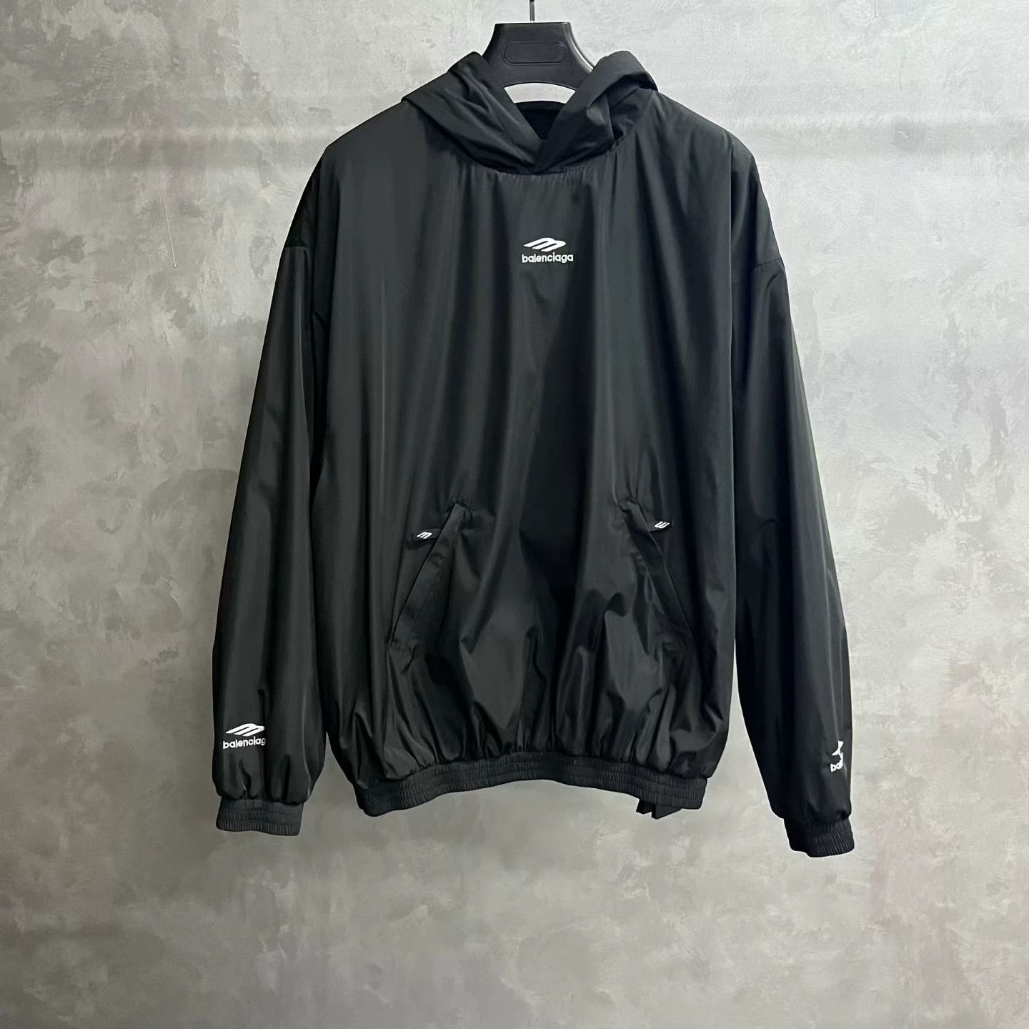 Balenciaga Balenciaga Embroidered Black Hoodie 3 Men Size US XS / EU 42 / 0 - 1 Thumbnail