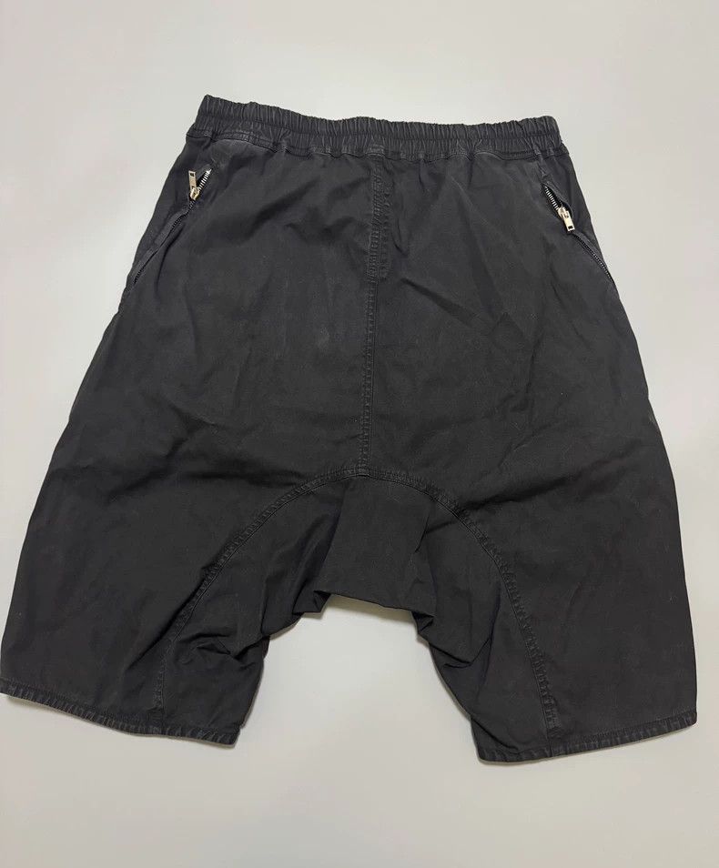 Rick Owens Rick owens Mainline hem split drawstring shorts 2506-Nextar Size US 40 / EU 56 - 2 Thumbnail