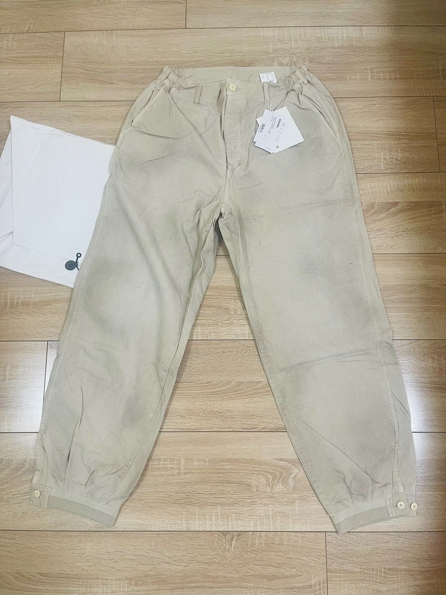 visvim CARROL CHINOPANTS DMGD IVORY サイズ1 Visvim Visvim 24ss Carrol Chino Pants Dmgd Carroll | Grailed