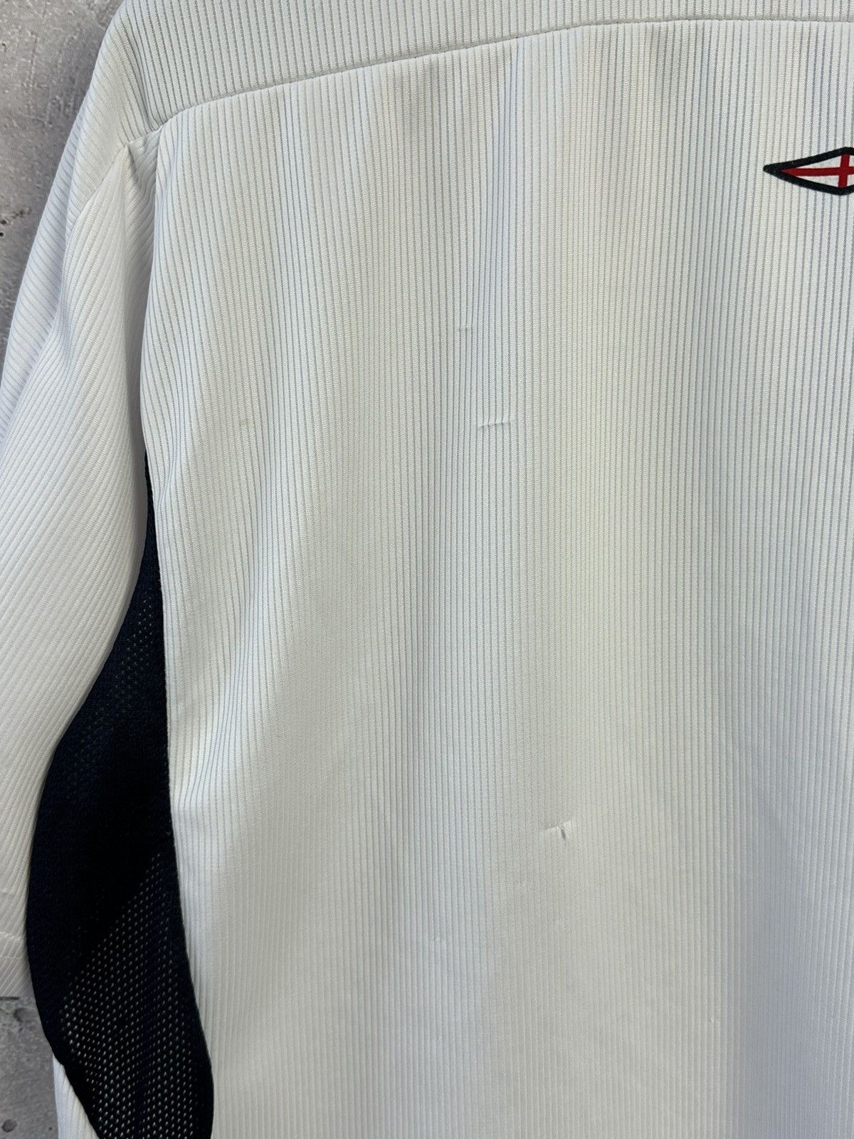 Umbro Vintage Umbro England White Soccer Jersey Size US XL / EU 56 / 4 - 12 Thumbnail