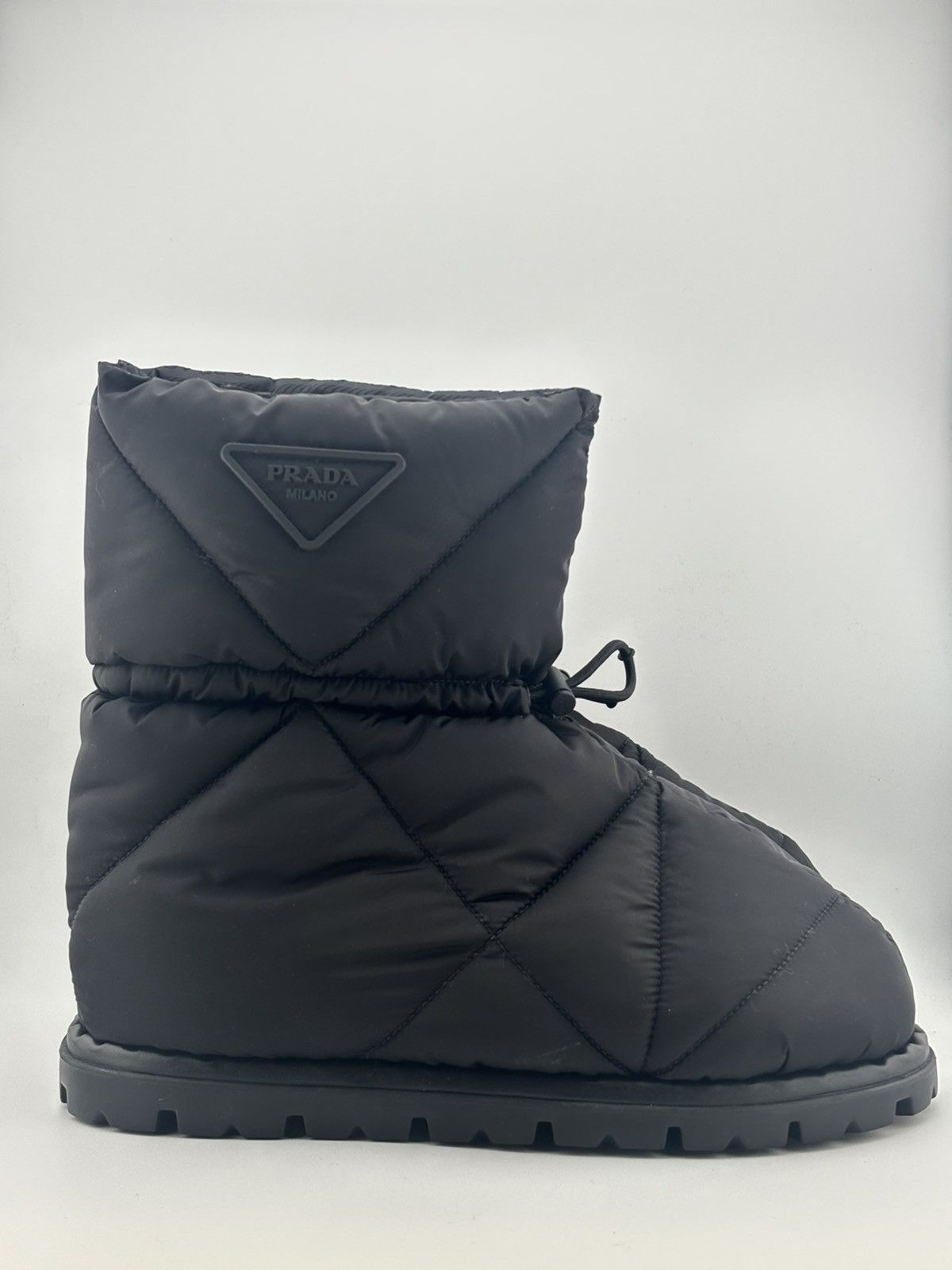 Prada PRADA QUILTED BOOTS SIZE 8 Size US 8 / EU 41 - 1 Thumbnail