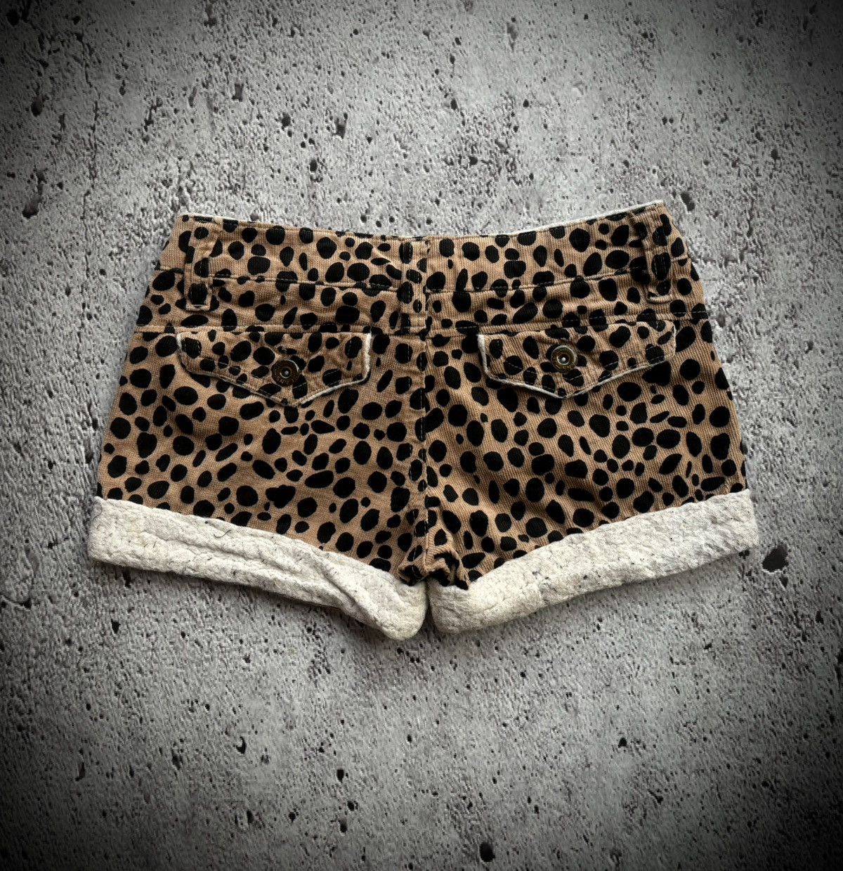 Hysteric Glamour Y2k Opium wazp leopar short pants Size 30" / US 8 / IT 44 - 2 Thumbnail