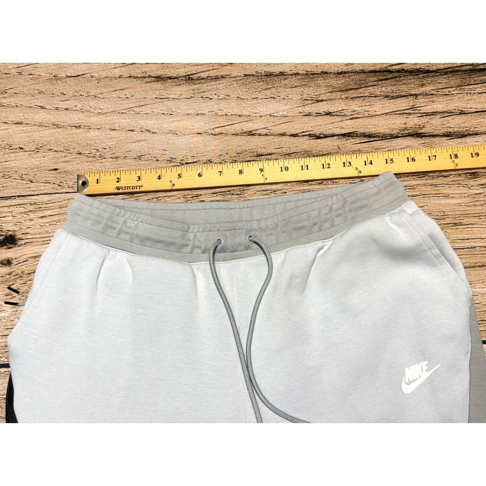 Nike Nike Tech Fleece Joggers Mens L Gray Slim Tapered Sweatpants 805162-077 Size US 33 - 6 Thumbnail