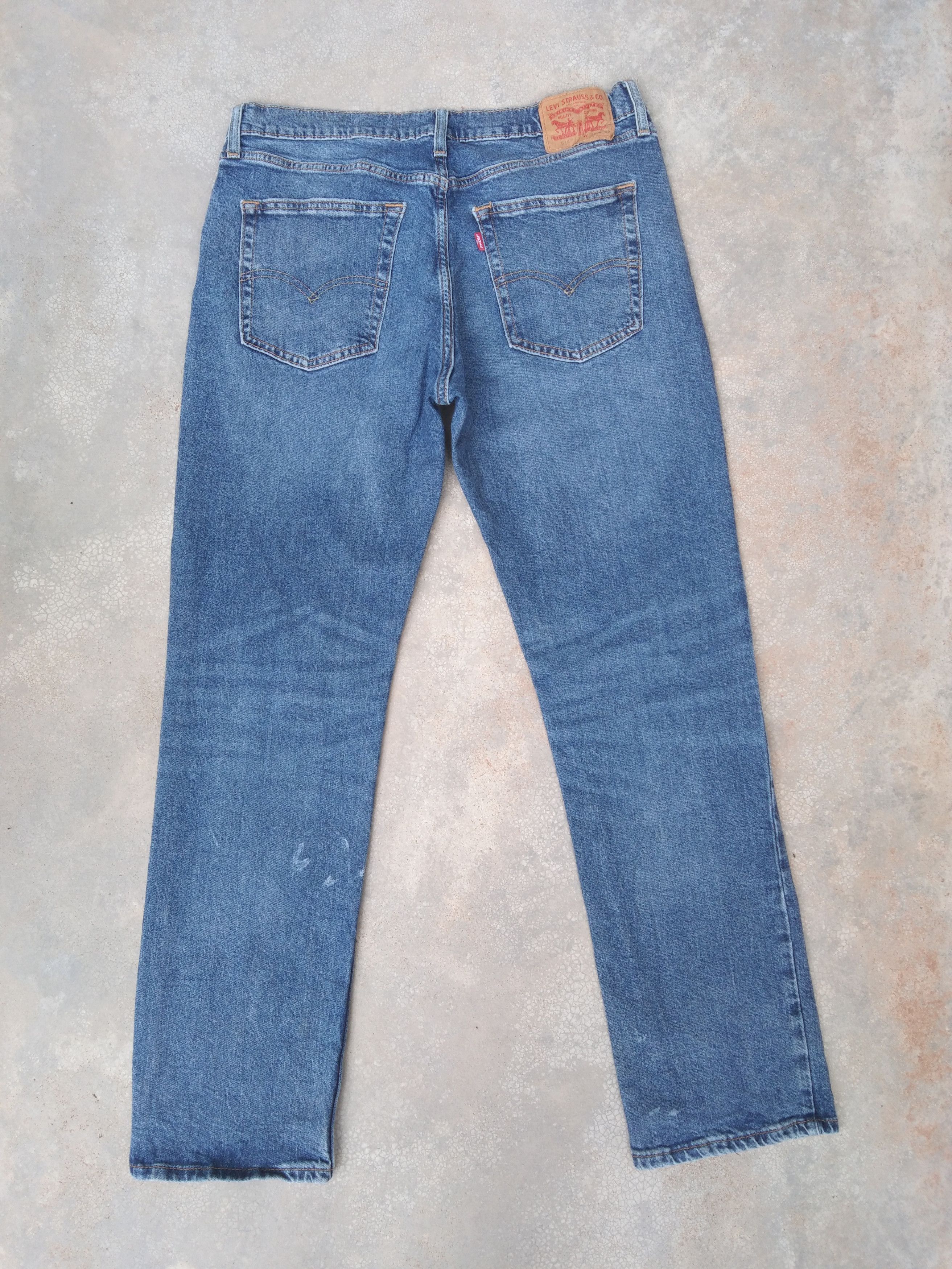 Levi's Vintage Levi's Jeans 514 Blue Washed Denim 34x30 Size US 34 / EU 50 - 2 Thumbnail