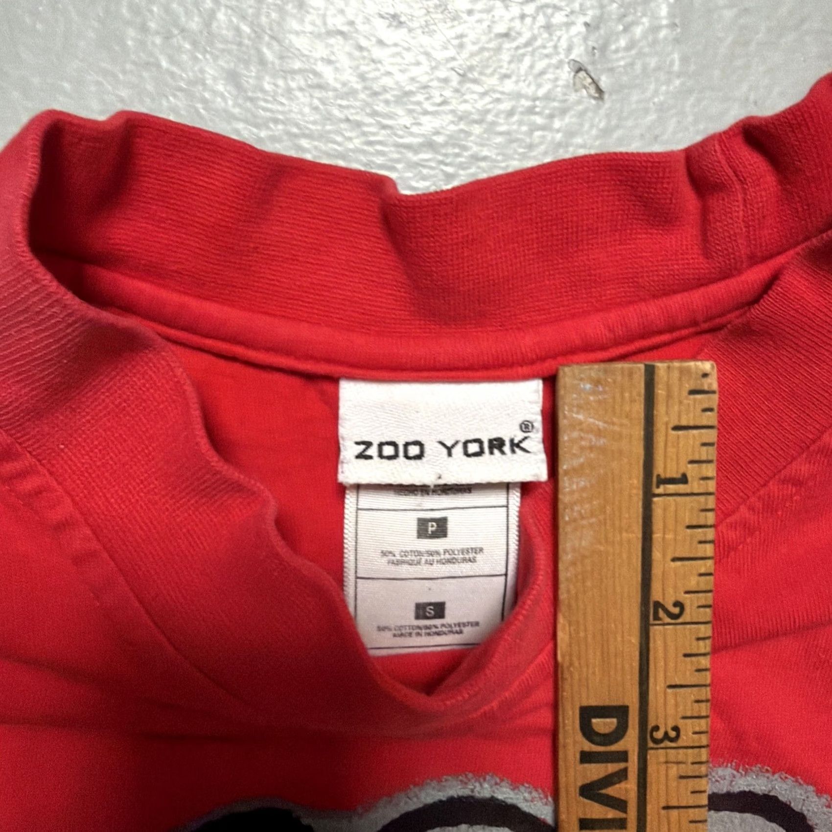 Zoo York VINTAGE ZOO YORK T-Shirt S Red New York NY Street Skateboarding Mock Neck 1990s-Y2K Size US S / EU 44-46 / 1 - 4 Thumbnail
