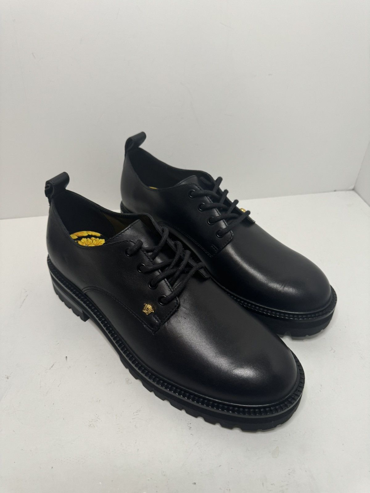 Versace Versace Medusa Logo Men's Lace Up Shoes Size US 9 / EU 42 - 1 Thumbnail