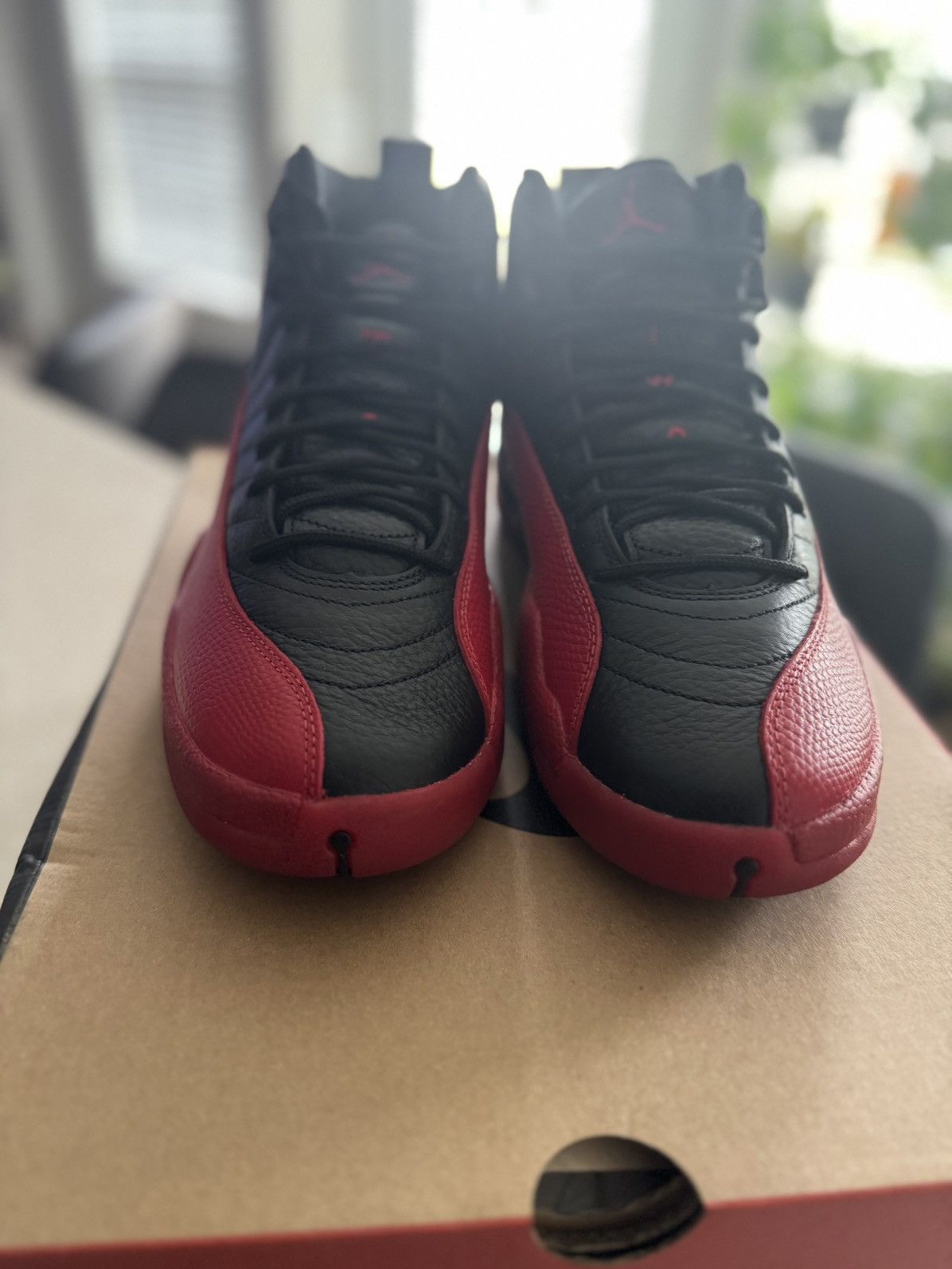 Jordan Brand Jordan 12 retro flu games Size US 9.5 / EU 42-43 - 6 Thumbnail