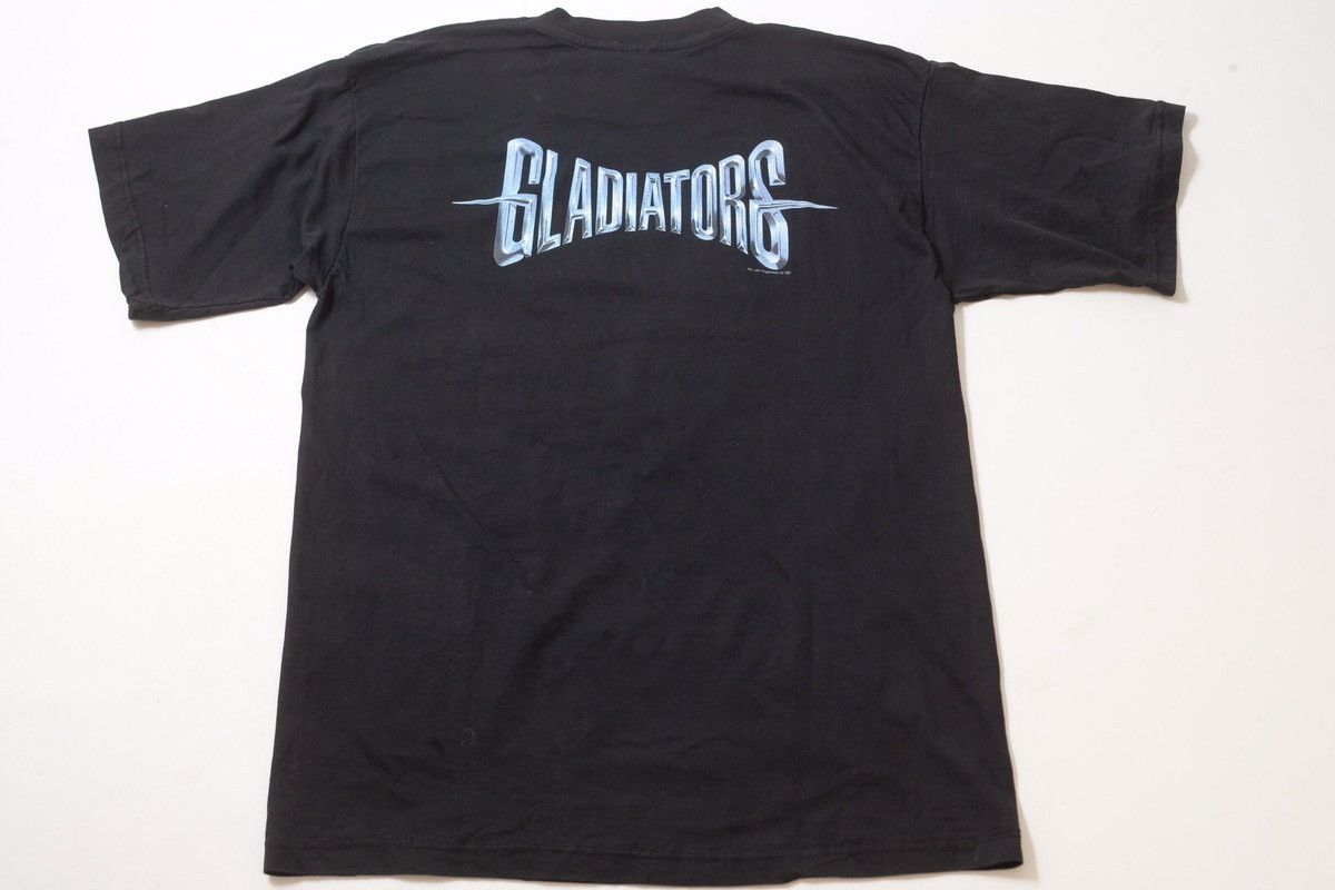 Vintage Vintage 1992 Gladiators Logo T-Shirt British TV Series Size US XL / EU 56 / 4 - 10 Thumbnail