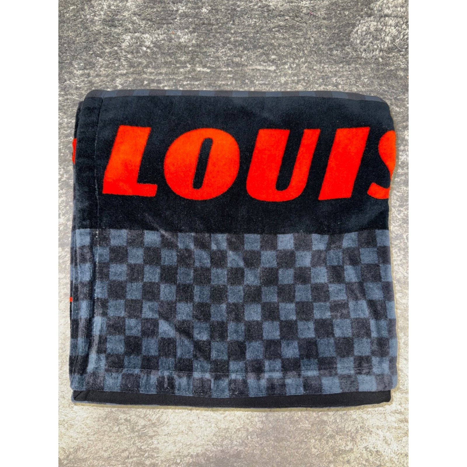 Louis Vuitton Louis Vuitton Drap Bain Damier Cobalt Race Bath Beach Towel Size ONE SIZE - 2 Thumbnail