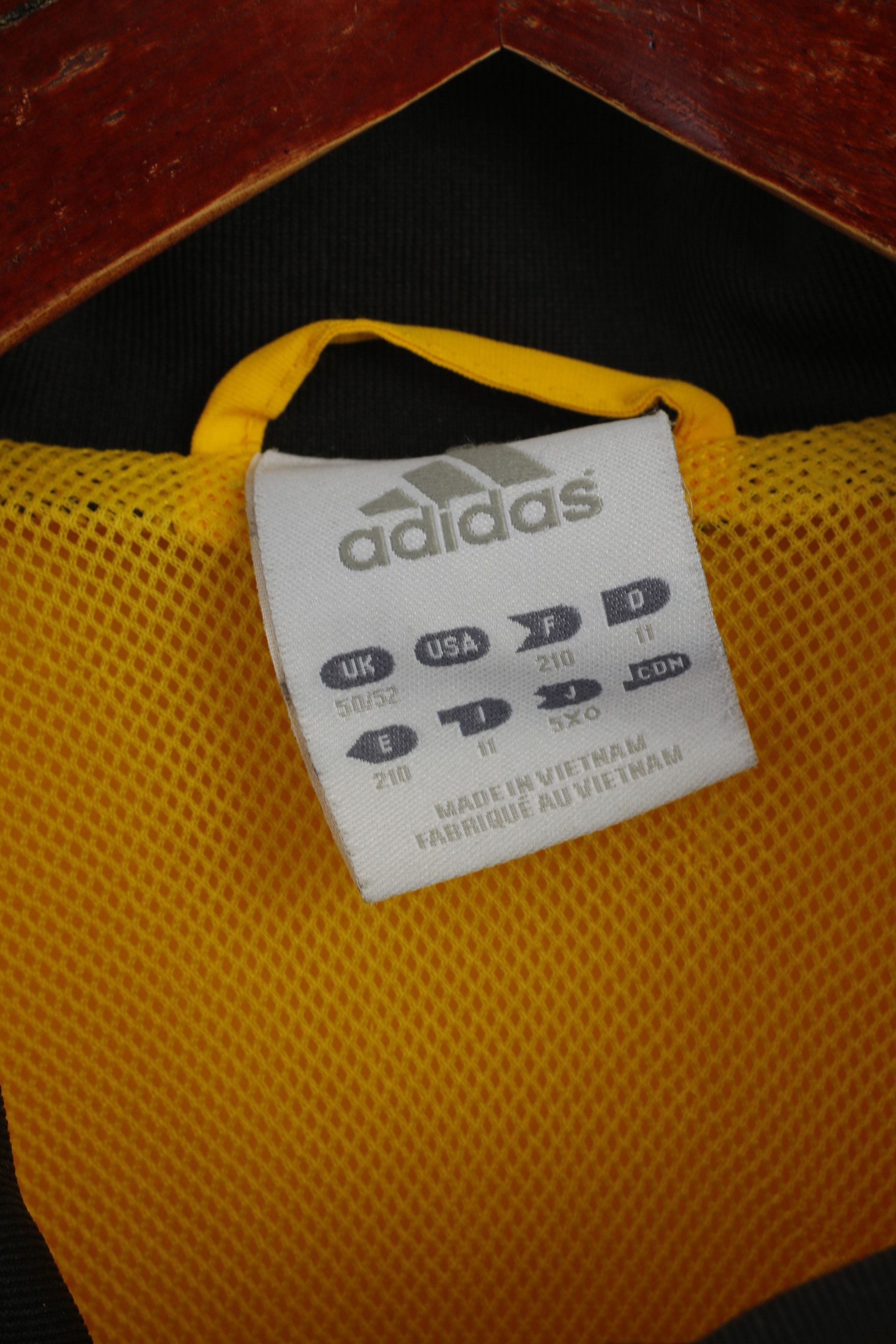 Adidas Adidas Men 50/52 XL Jacket Yellow Dortmund #29 8830 Size US XL / EU 56 / 4 - 6 Thumbnail