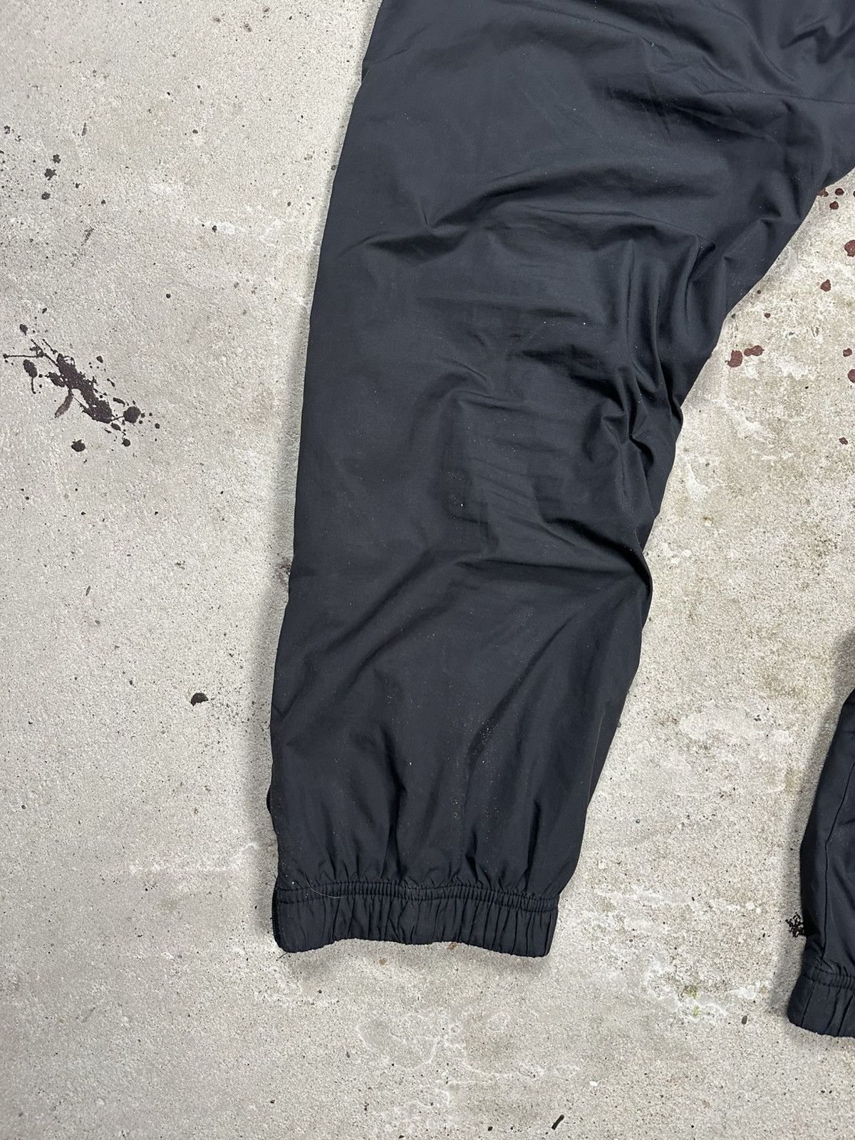 Nike Vintage Y2K Nike SB Baggy Black Track Pants Swoosh Size US 34 / EU 50 - 11 Thumbnail