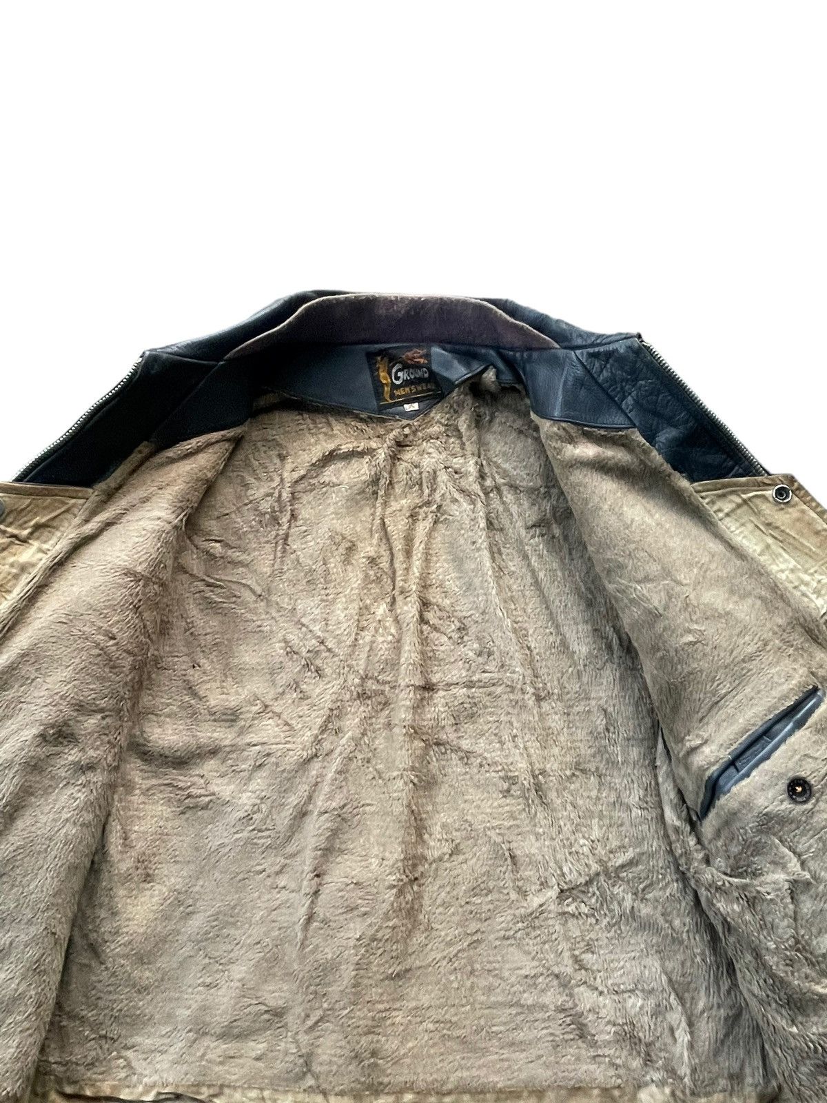 Vintage Vintage Saran Boa Leather Jacket Size US M / EU 48-50 / 2 - 7 Thumbnail