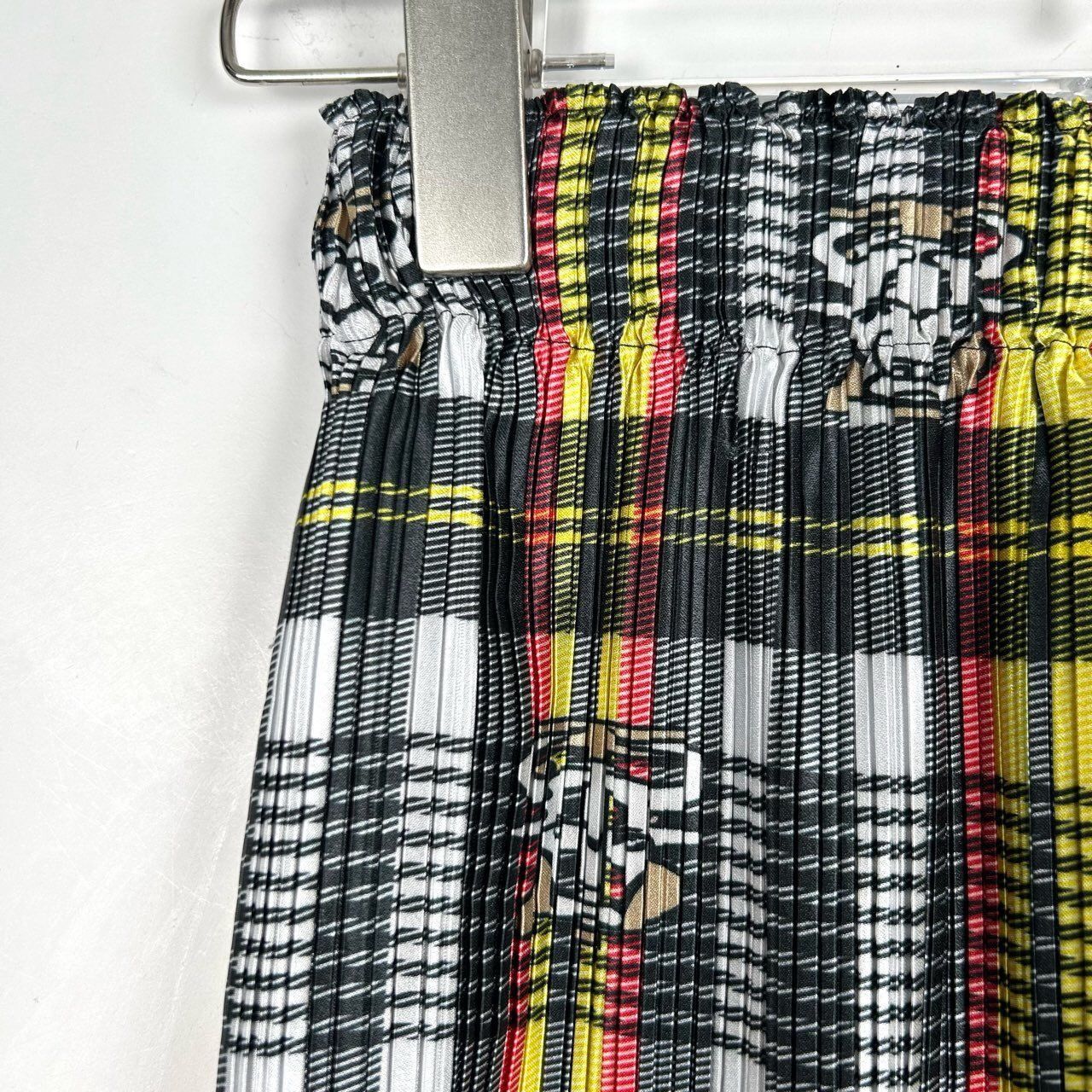 Burberry Burberry Bbr Cow Pattern Printed Plaid Pleated Color-Blocked Size 36" / US 14 / IT 50 - 6 Thumbnail