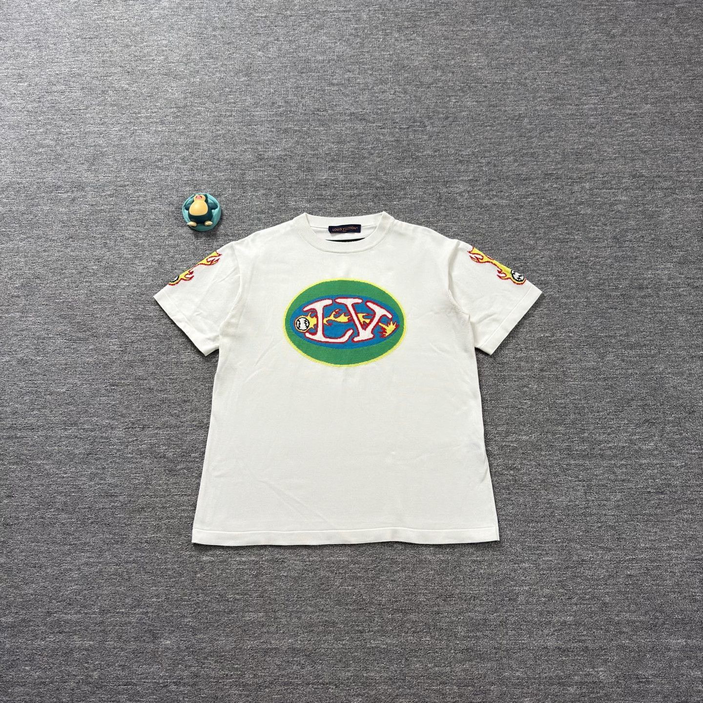 Louis Vuitton LV White Flame Football Knit Tee Size US L / EU 52-54 / 3 - 1 Thumbnail